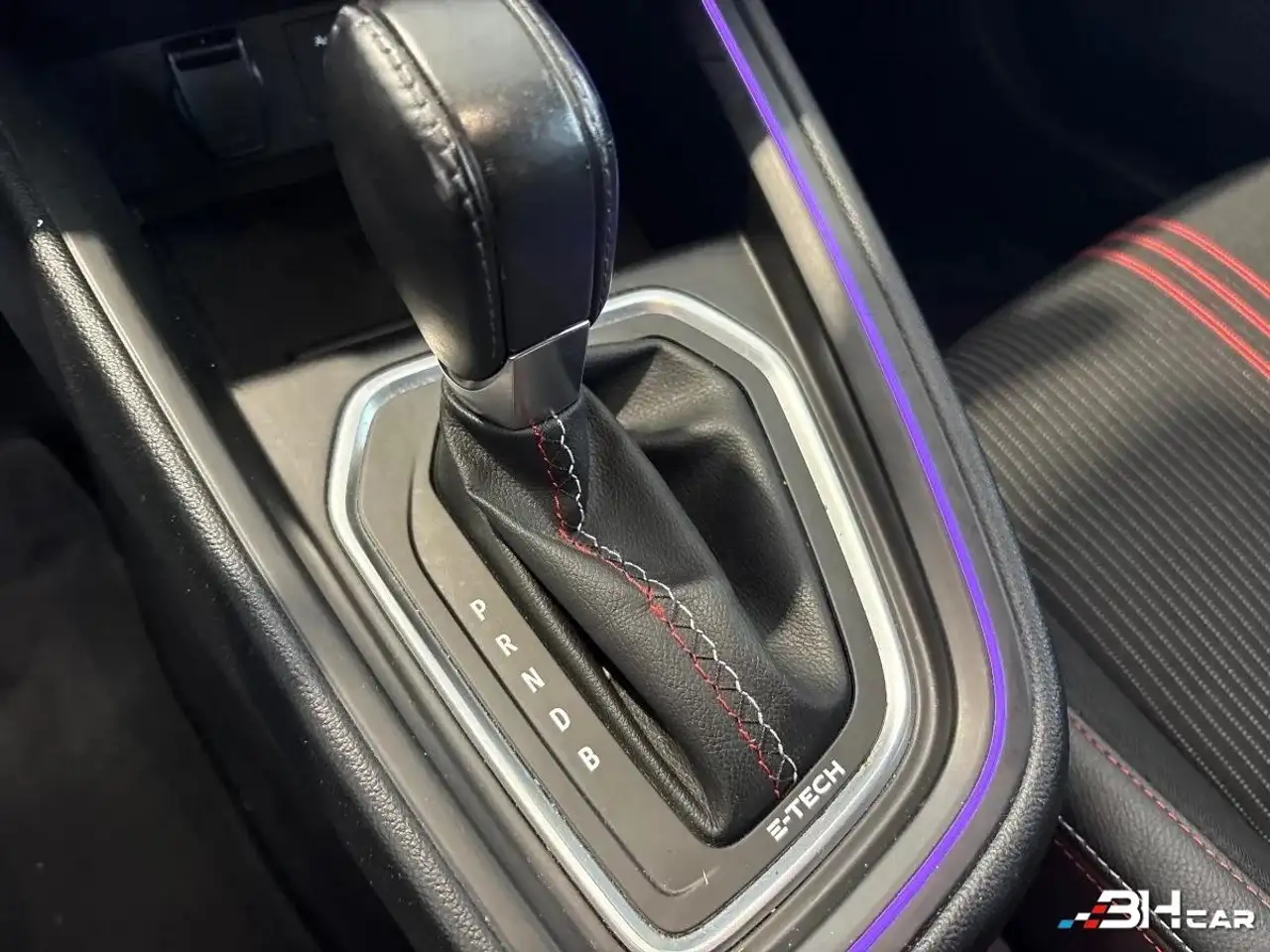 Renault Clio Citadine 5 portes — photo 15