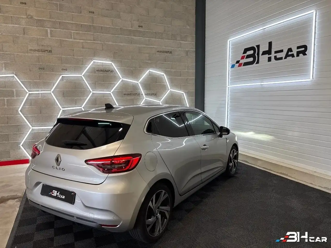 Renault Clio Citadine 5 portes — photo 7