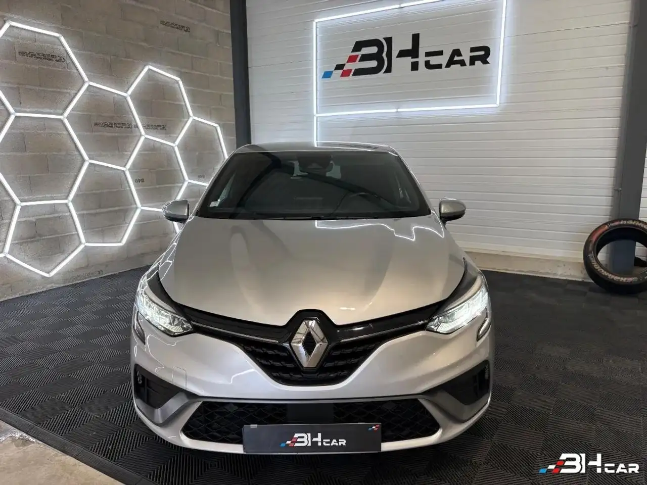 Renault Clio Citadine 5 portes — photo 4