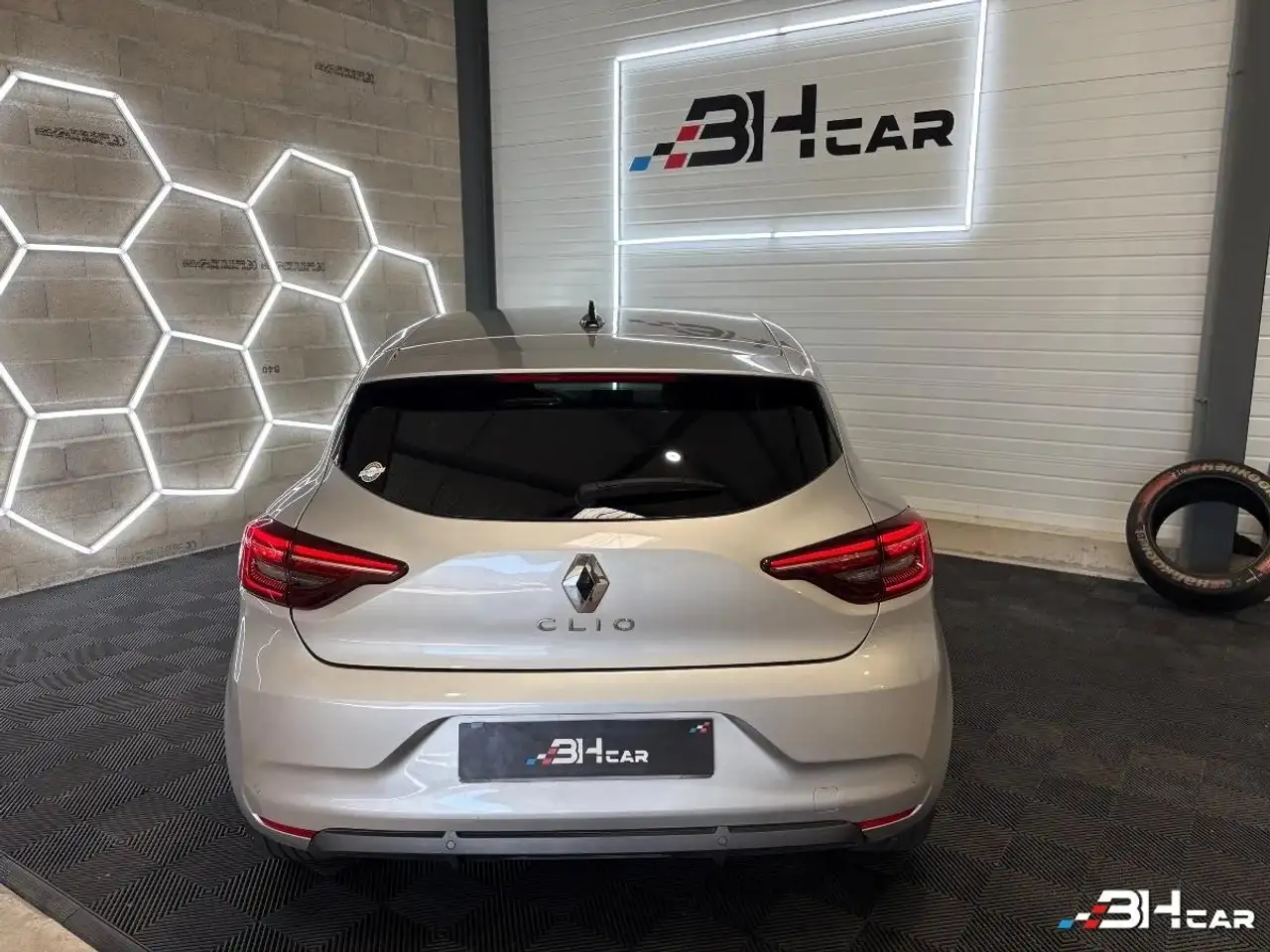 Renault Clio Citadine 5 portes — photo 6