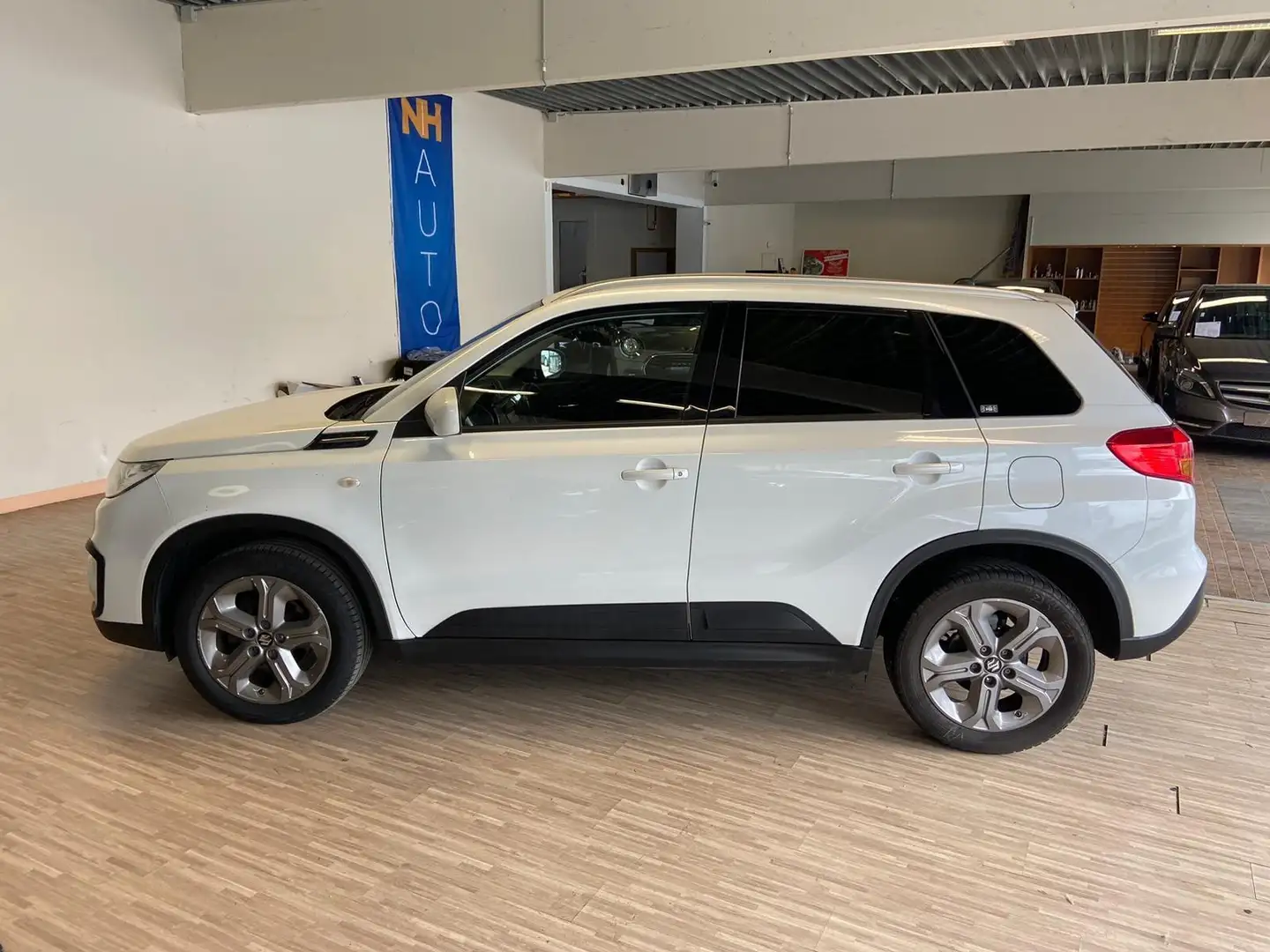 Suzuki Vitara 1.6i 4x2 GL+ Blanc - 2