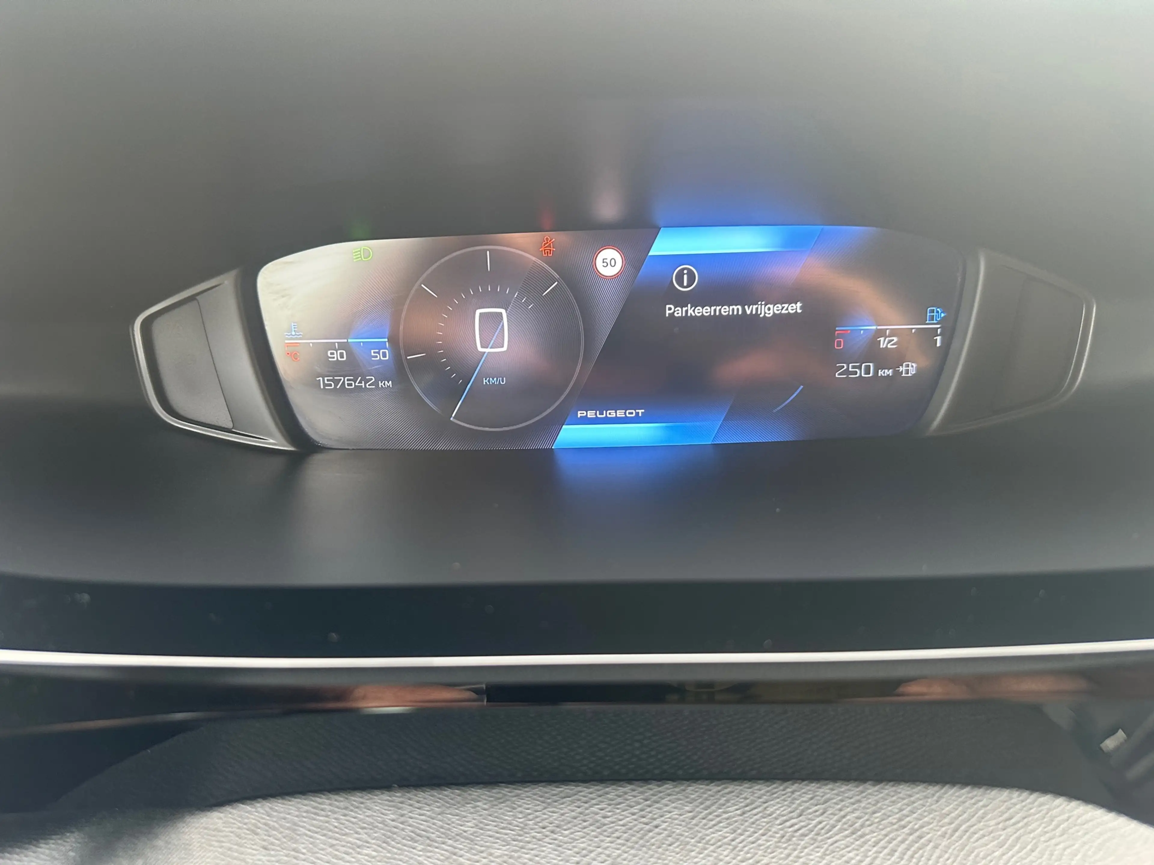 Peugeot 308 SW 1.2 PureTech Active Pack Business ,pdc , naviga — photo 9