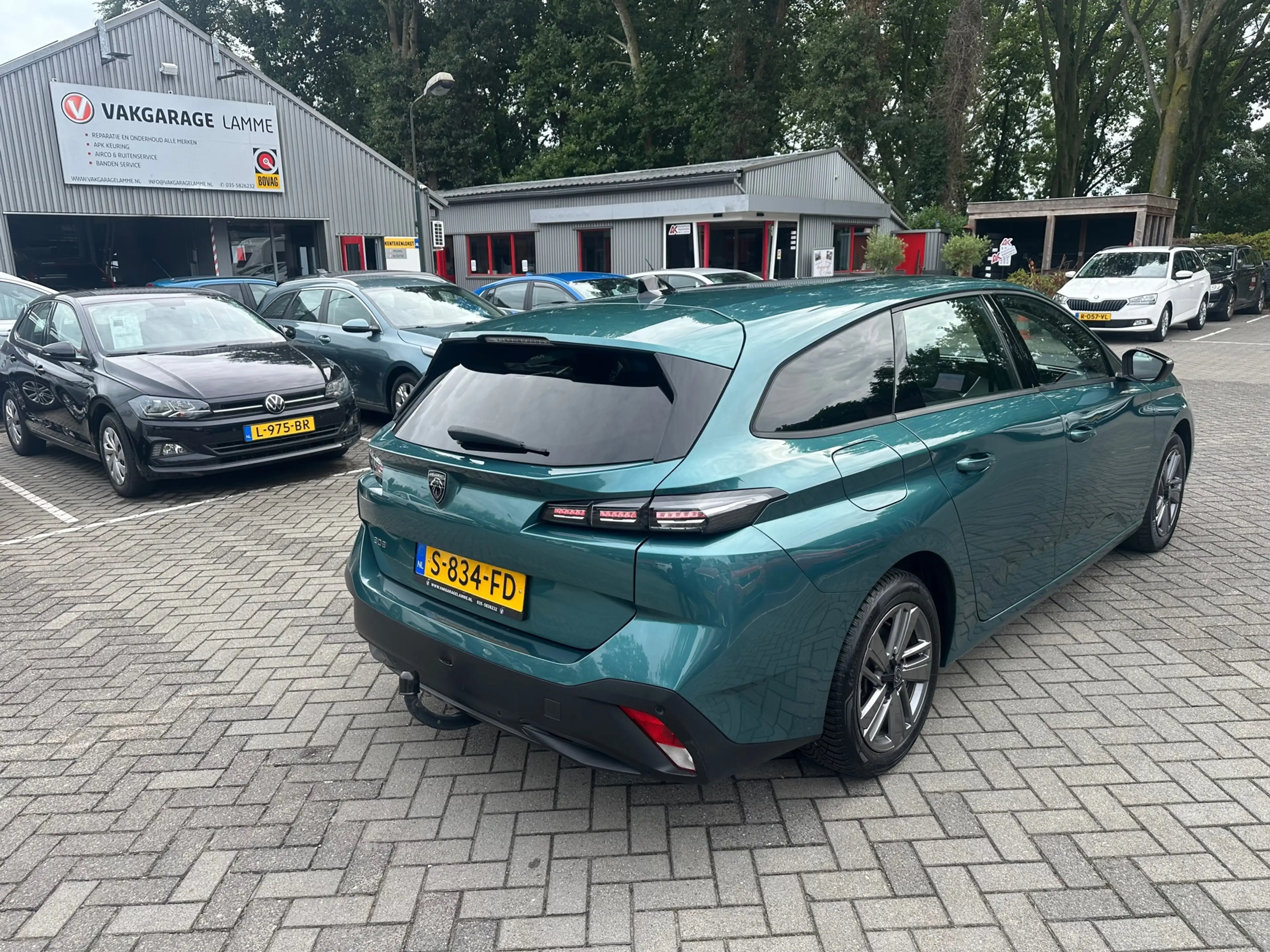 Peugeot 308 SW 1.2 PureTech Active Pack Business ,pdc , naviga — photo 3