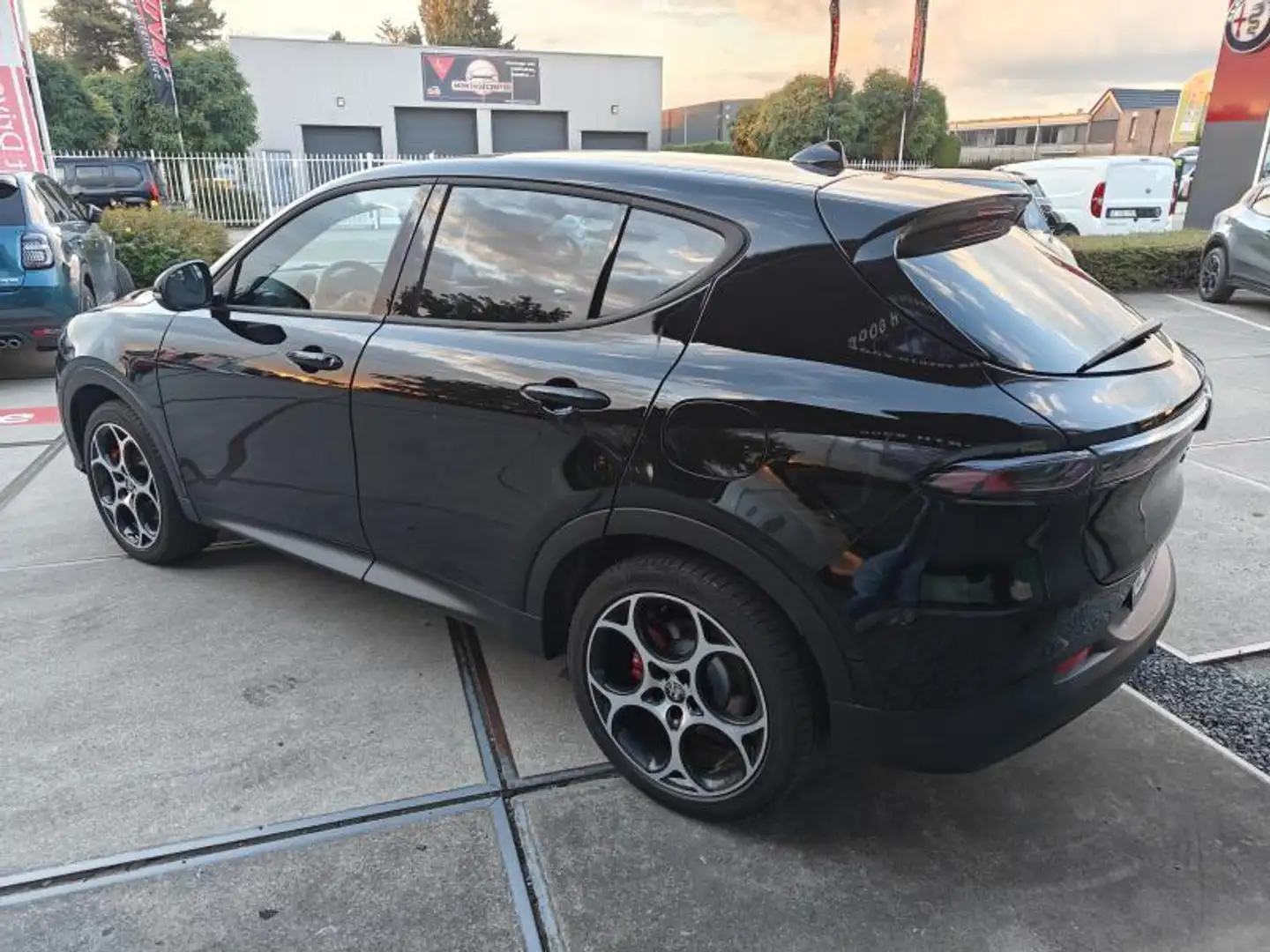 Alfa Romeo Tonale PHEV Sprint Noir - 2