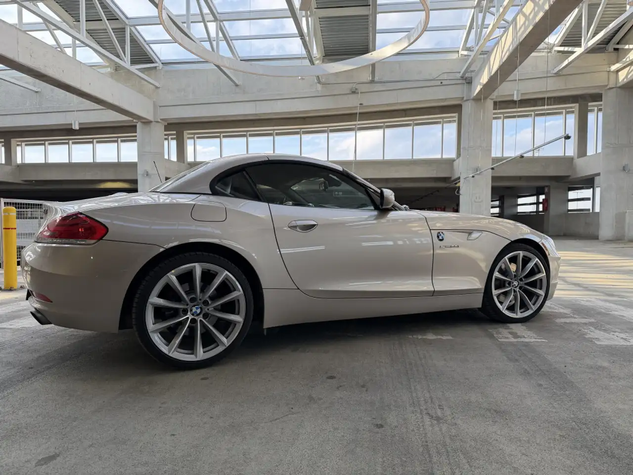 BMW Z4 снимка BMW Z4