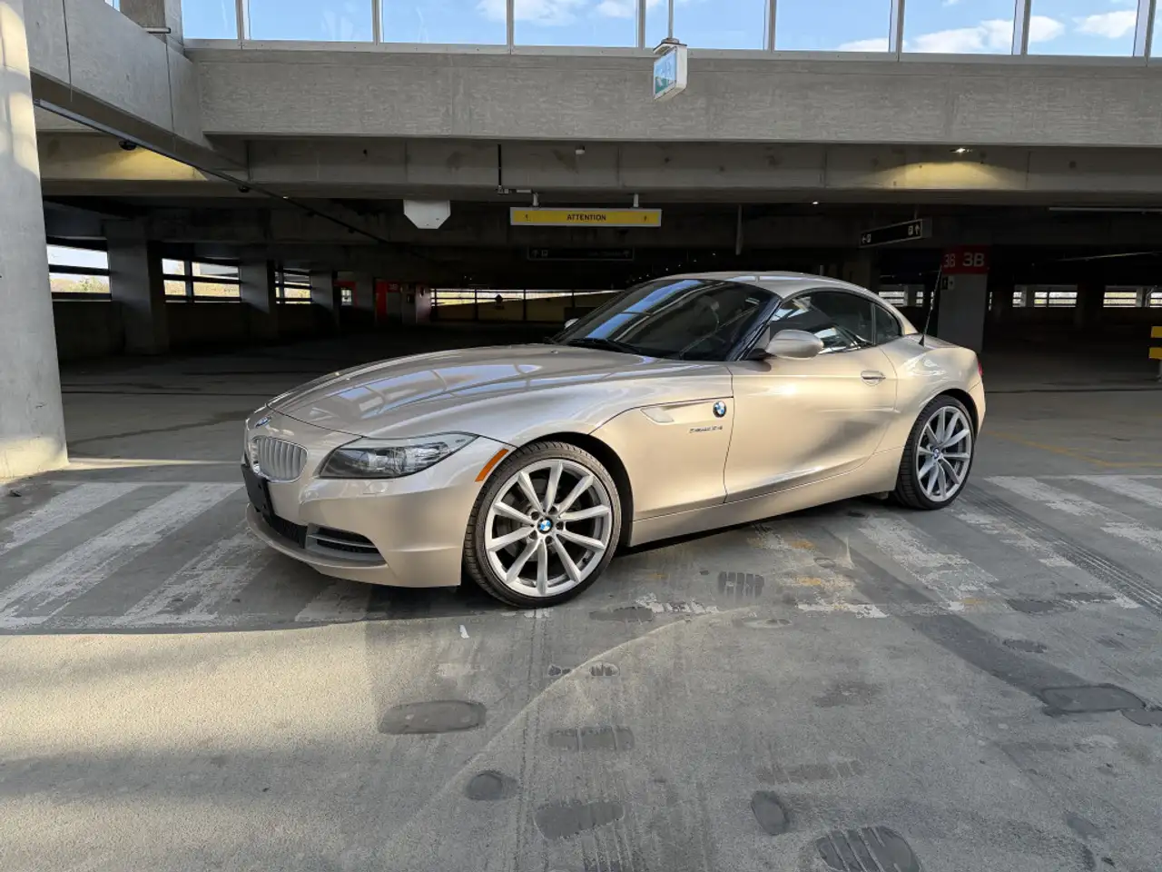 BMW Z4 снимка BMW Z4
