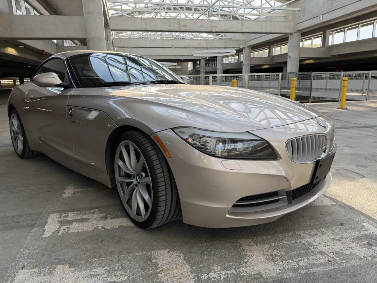 BMW Z4 снимка BMW Z4