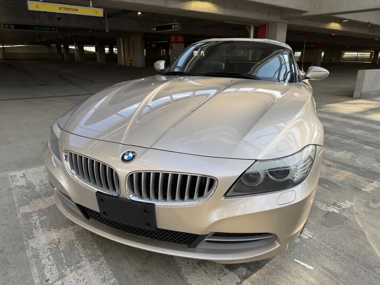 BMW Z4 снимка BMW Z4