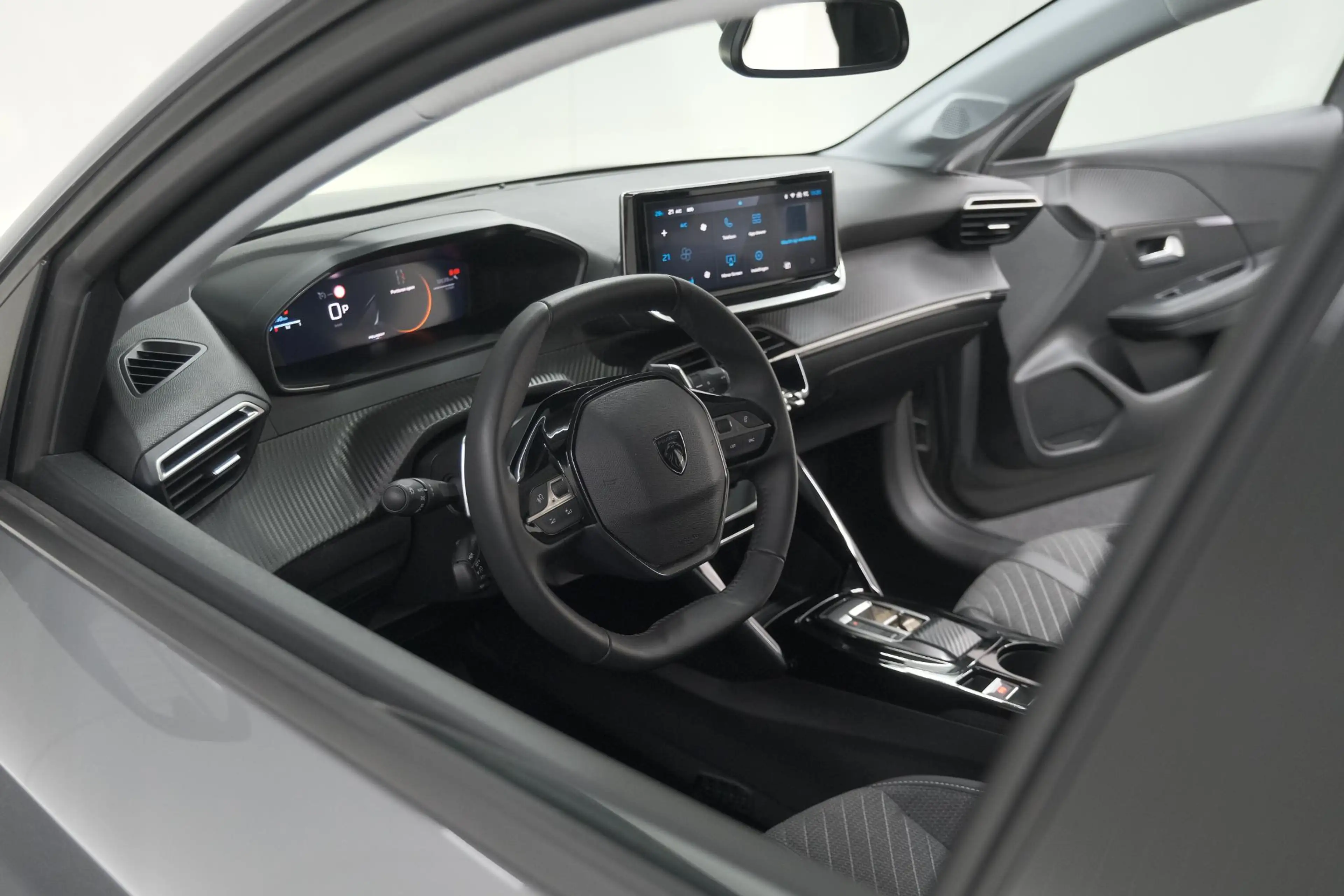 Peugeot 208 1.2 Hybrid 110 e-DCS6 Allure | Apple Carplay | Par — photo 2