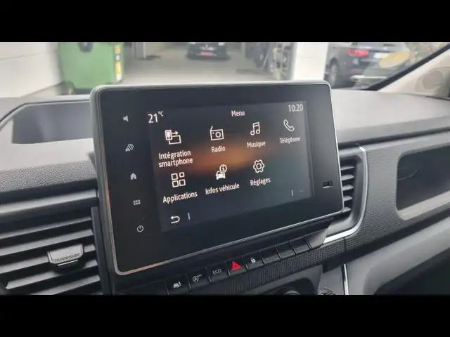 Renault Trafic view 13