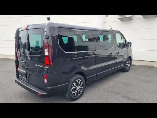 Renault Trafic view 5