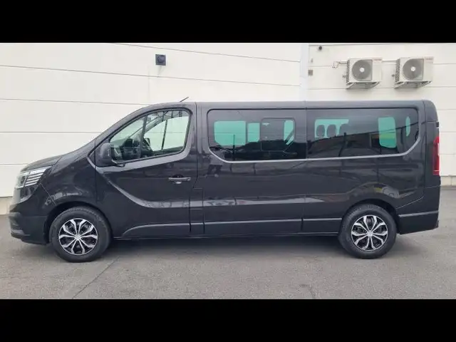 Renault Trafic view 7