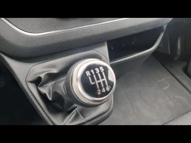 Renault Trafic view 11