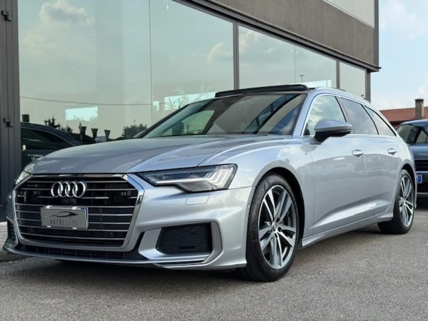 Audi A6 Avant 50 3.0TDI 286CV/S-LINE PLUS/TETTO/RADAR/360* Argent - 1