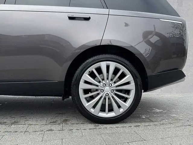 Land Rover Range Rover view 9