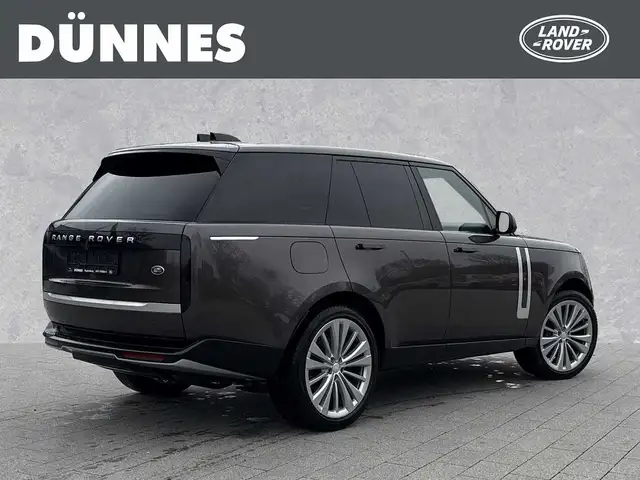 Land Rover Range Rover view 2