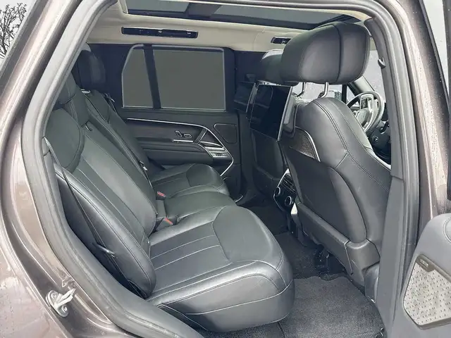 Land Rover Range Rover view 5