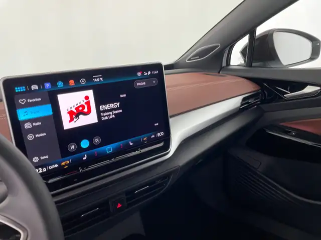 Volkswagen Id.4 view 9