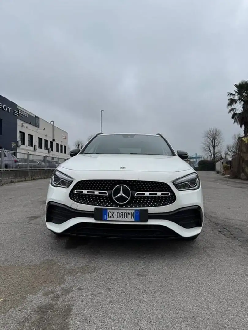 Mercedes-Benz GLA 200 d Sport Plus auto Weiß - 2