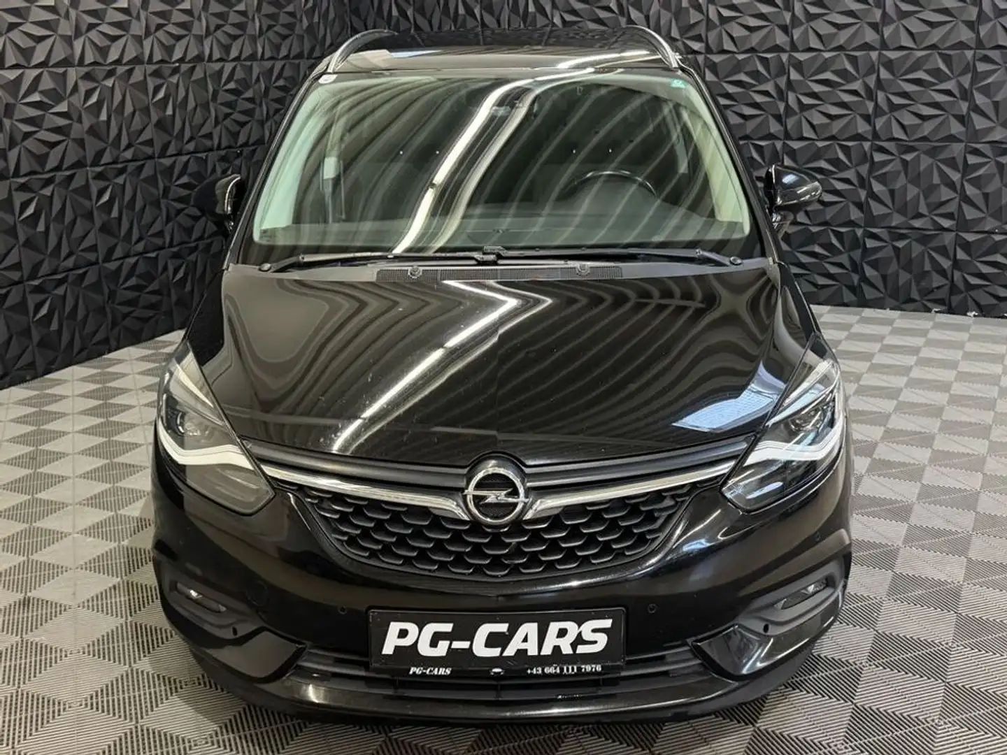 Opel Zafira Tourer 2.0 CDTI Innovation 7 Sitzer Black - 2