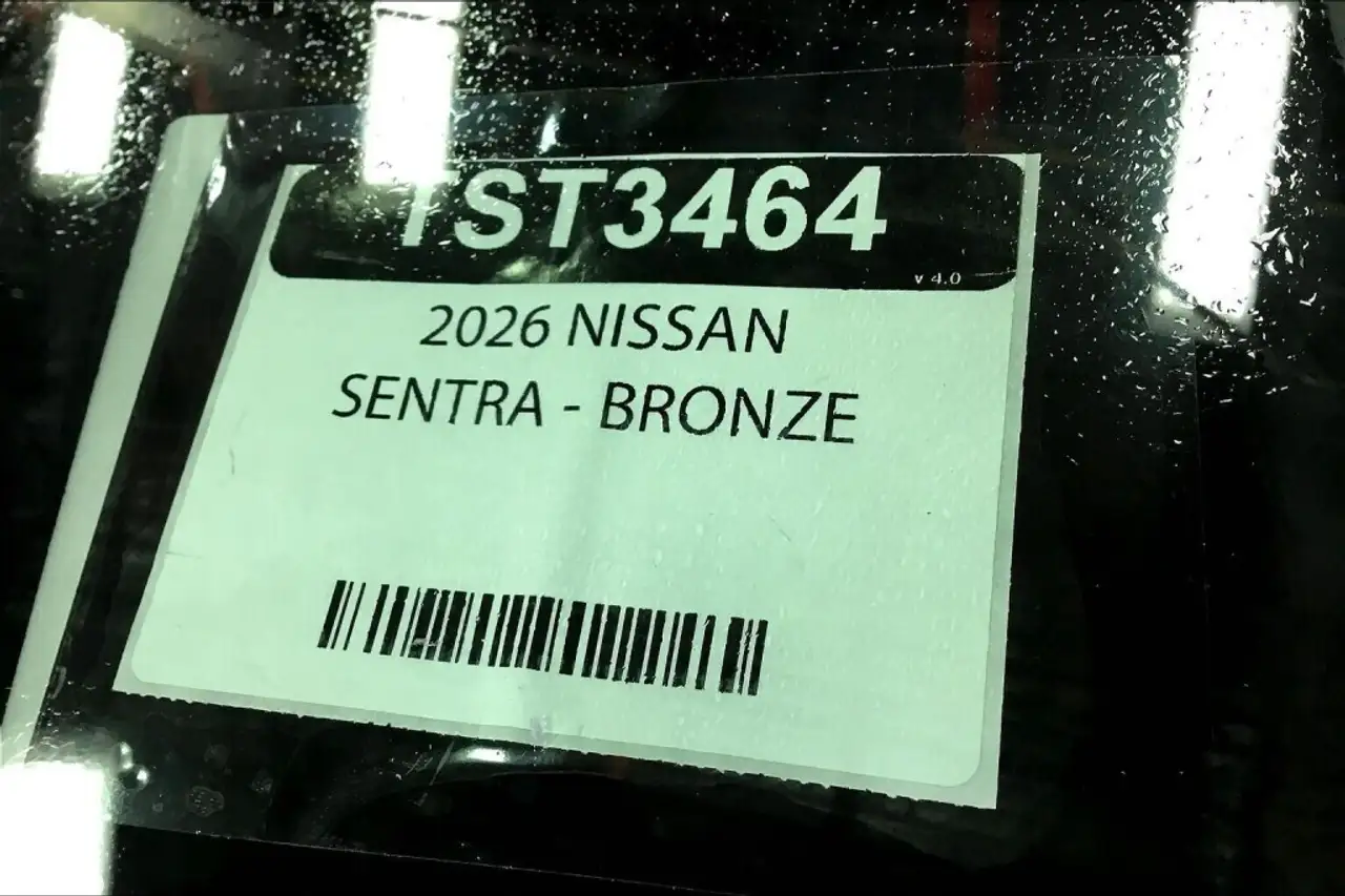 Nissan Sentra снимка Nissan Sentra