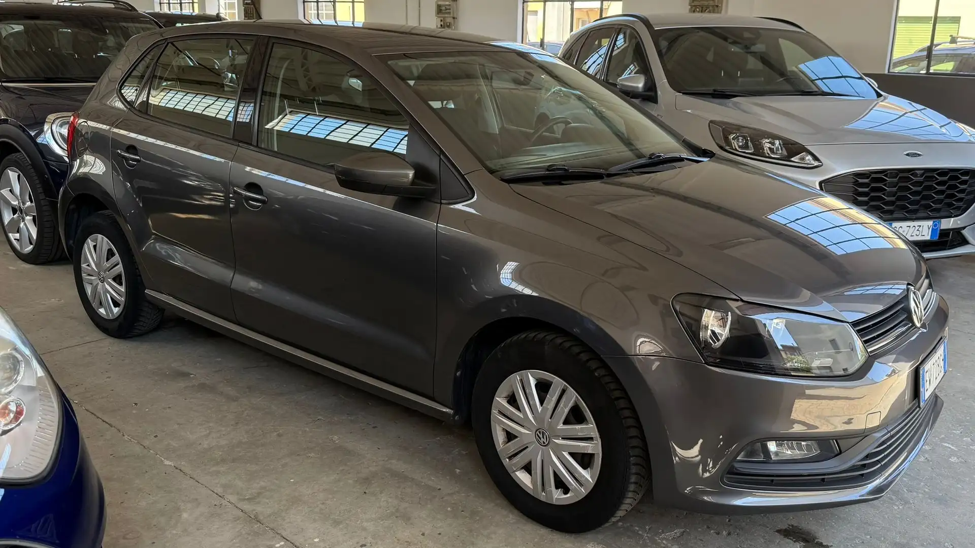 Volkswagen Polo 5p 1.0 mpi Trendline 60cv Grigio - 1
