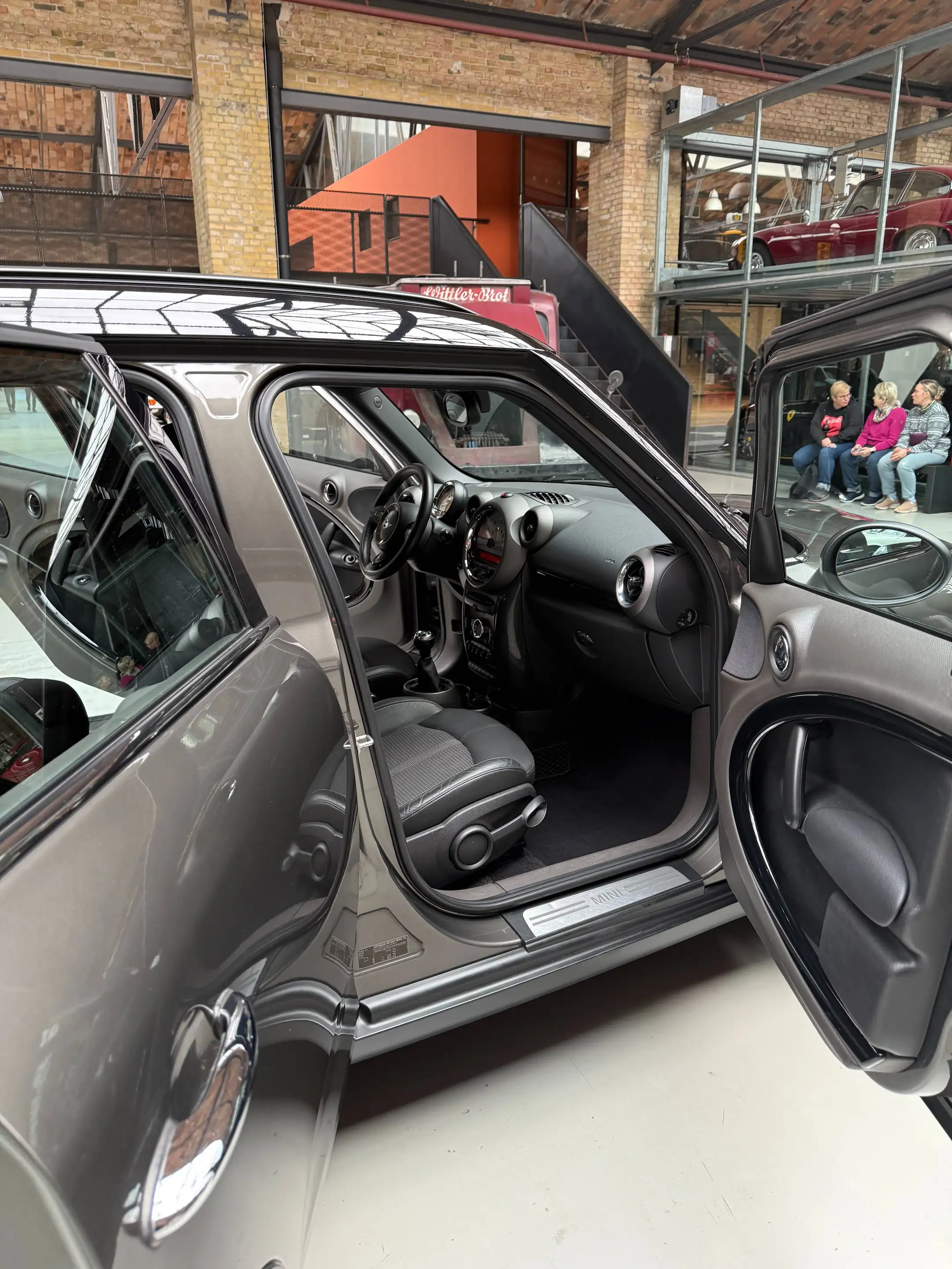 MINI Cooper Countryman Cooper — photo 7
