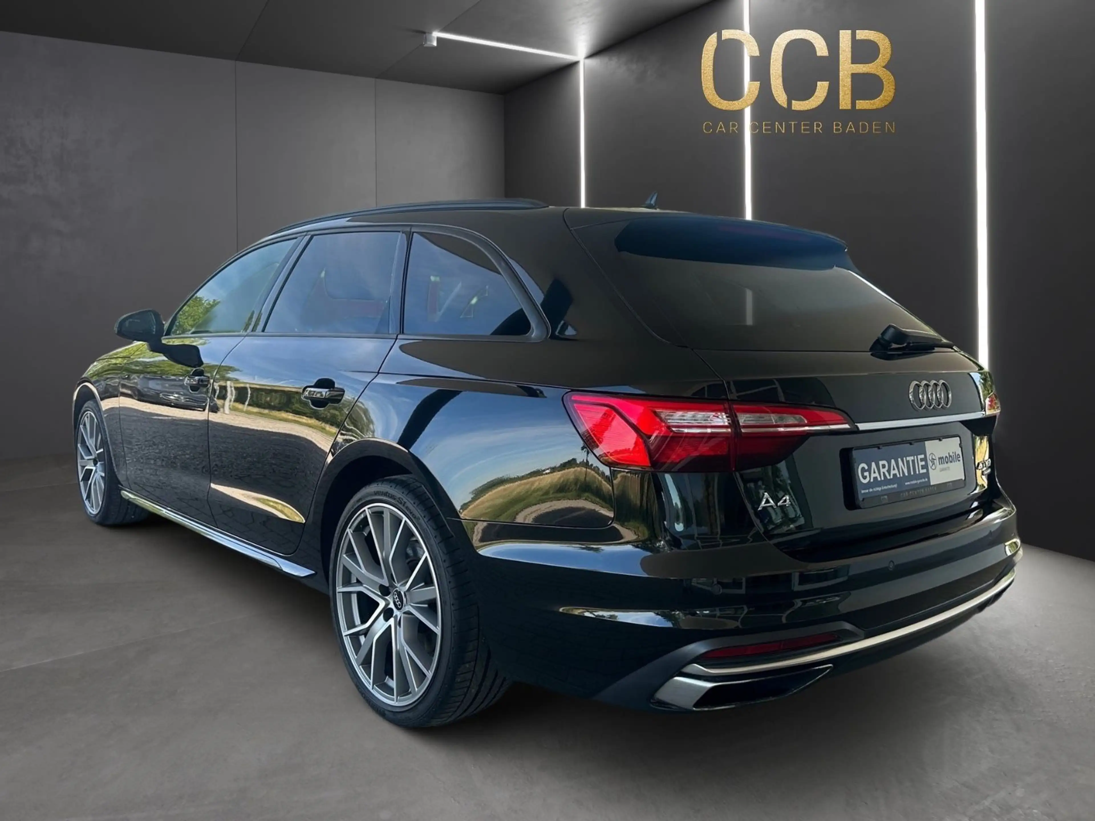 Audi A4 Avant 40 TDI quattro advanced/Tempomat/1.Hand — photo 7