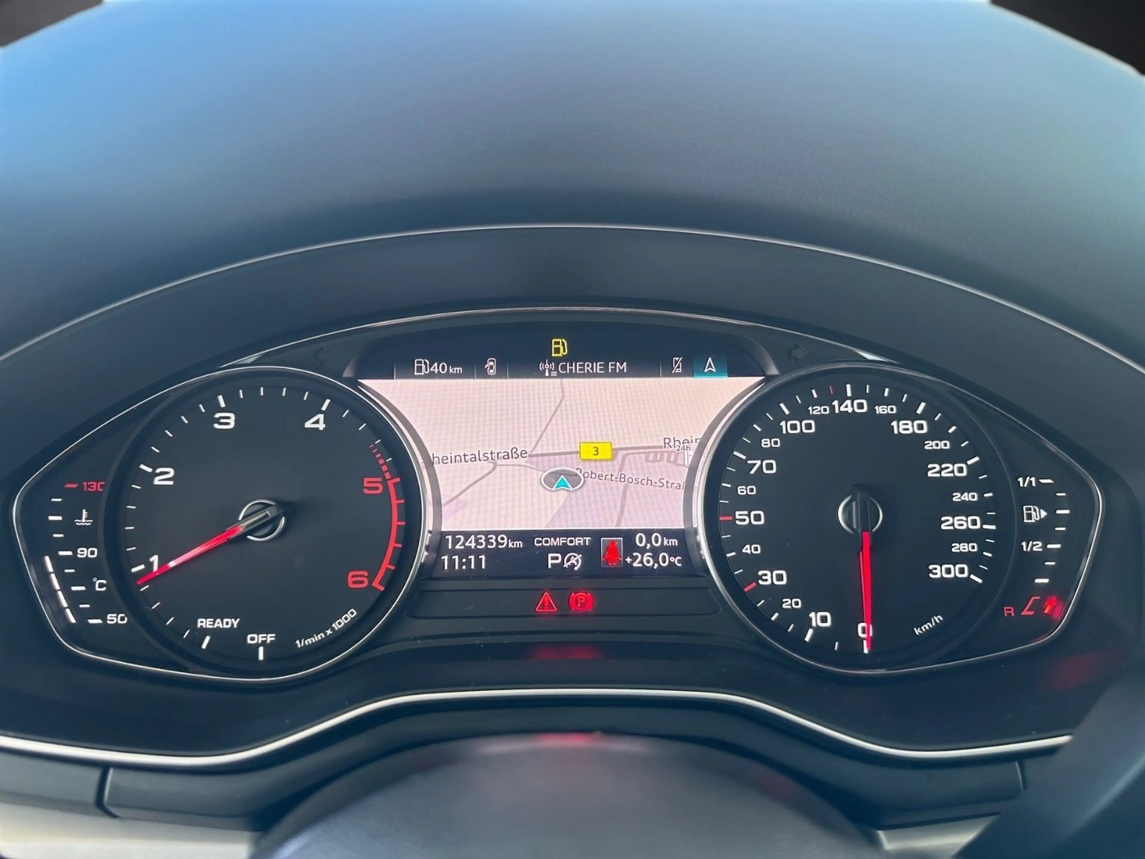 Audi A4 Avant 40 TDI quattro advanced/Tempomat/1.Hand — photo 19