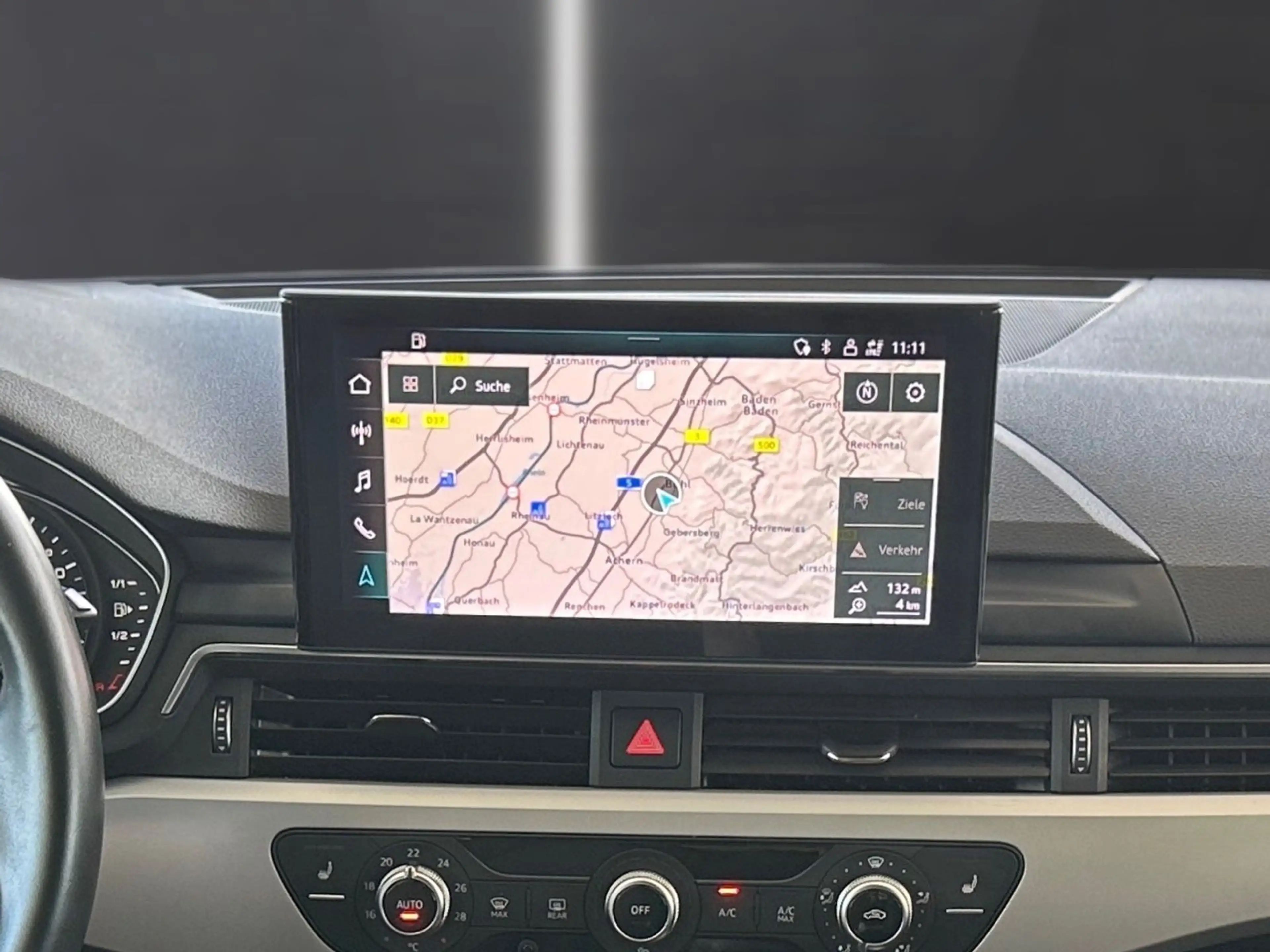 Audi A4 Avant 40 TDI quattro advanced/Tempomat/1.Hand — photo 20