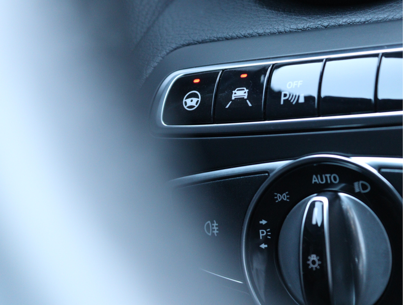 Mercedes-Benz C 250 Estate AMG-line | Trekhaak | Luchtvering | ACC | — photo 38