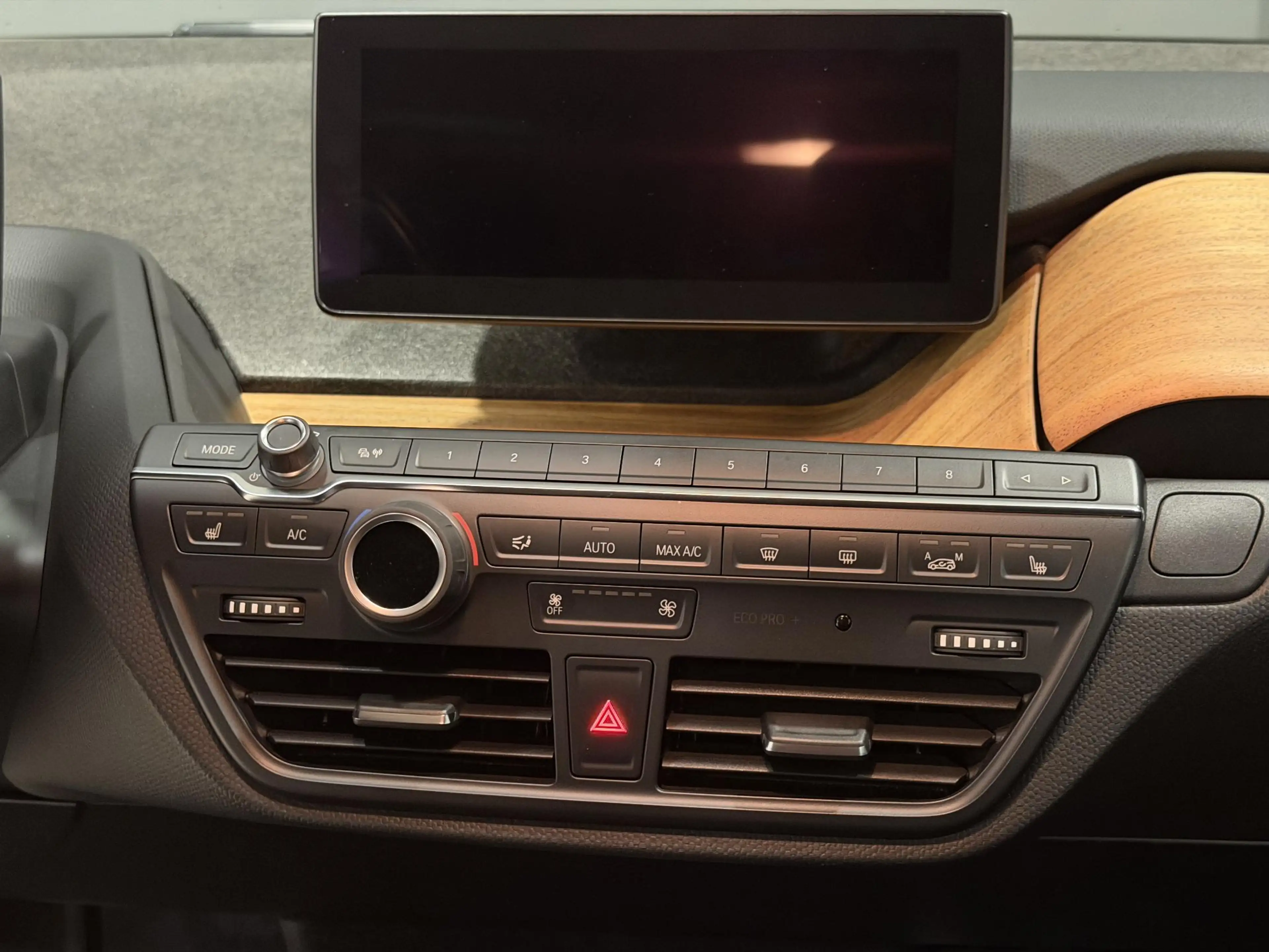 BMW i3 Dark Shadow Edition 120Ah 42 kWh — photo 34