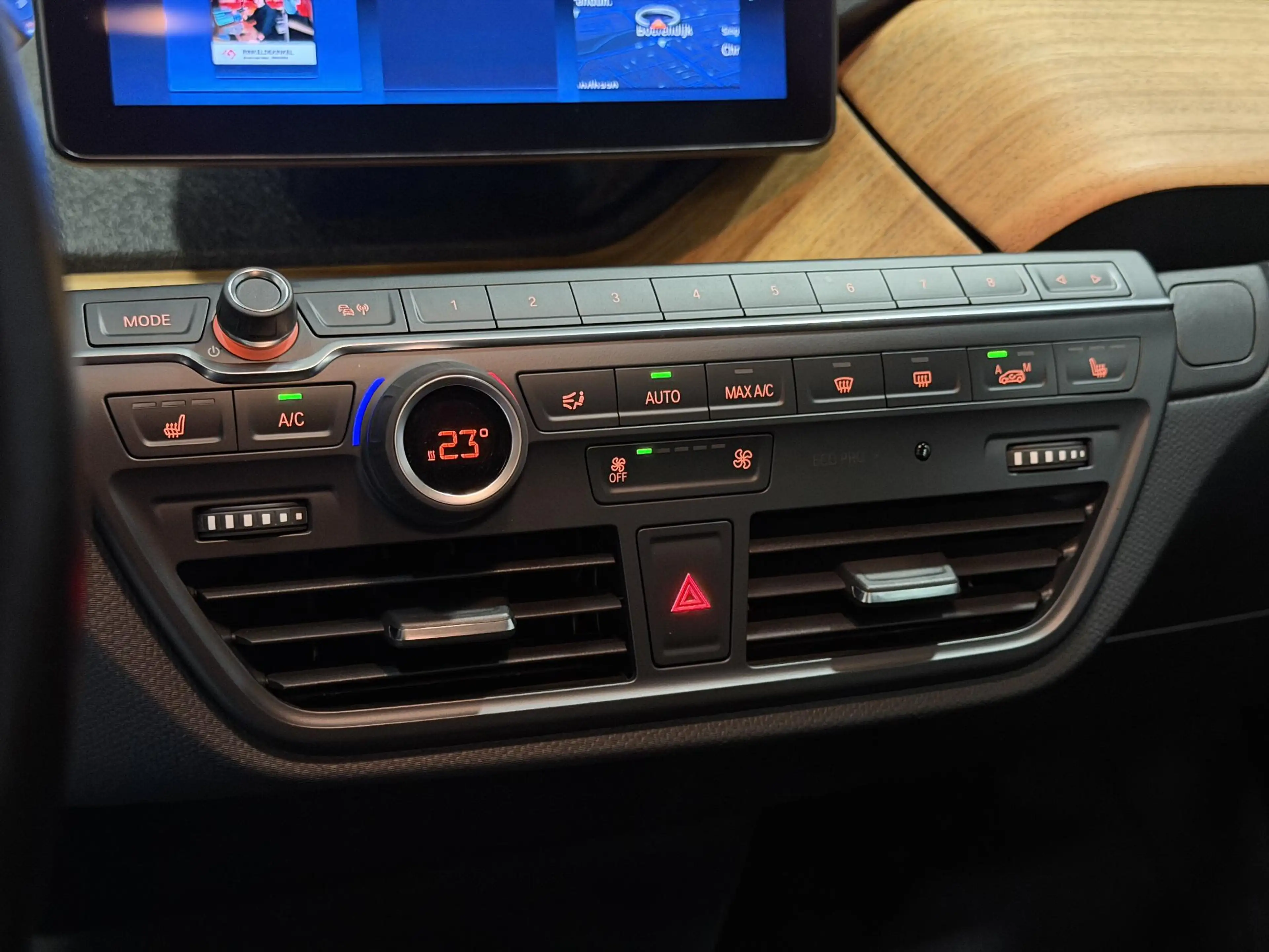 BMW i3 Dark Shadow Edition 120Ah 42 kWh — photo 18