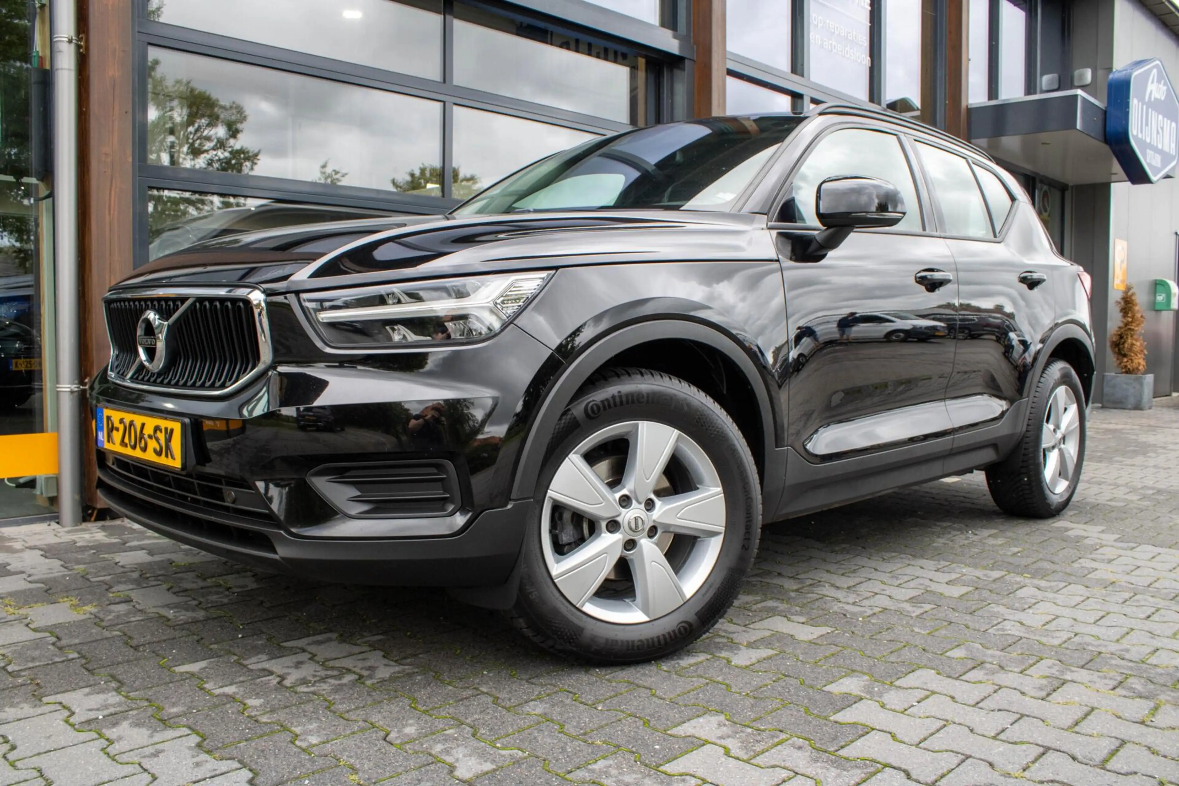 Volvo XC40 1.5 T3 Momentum|Stoelverwarming|Camera|Trekhaak|Le — photo 11