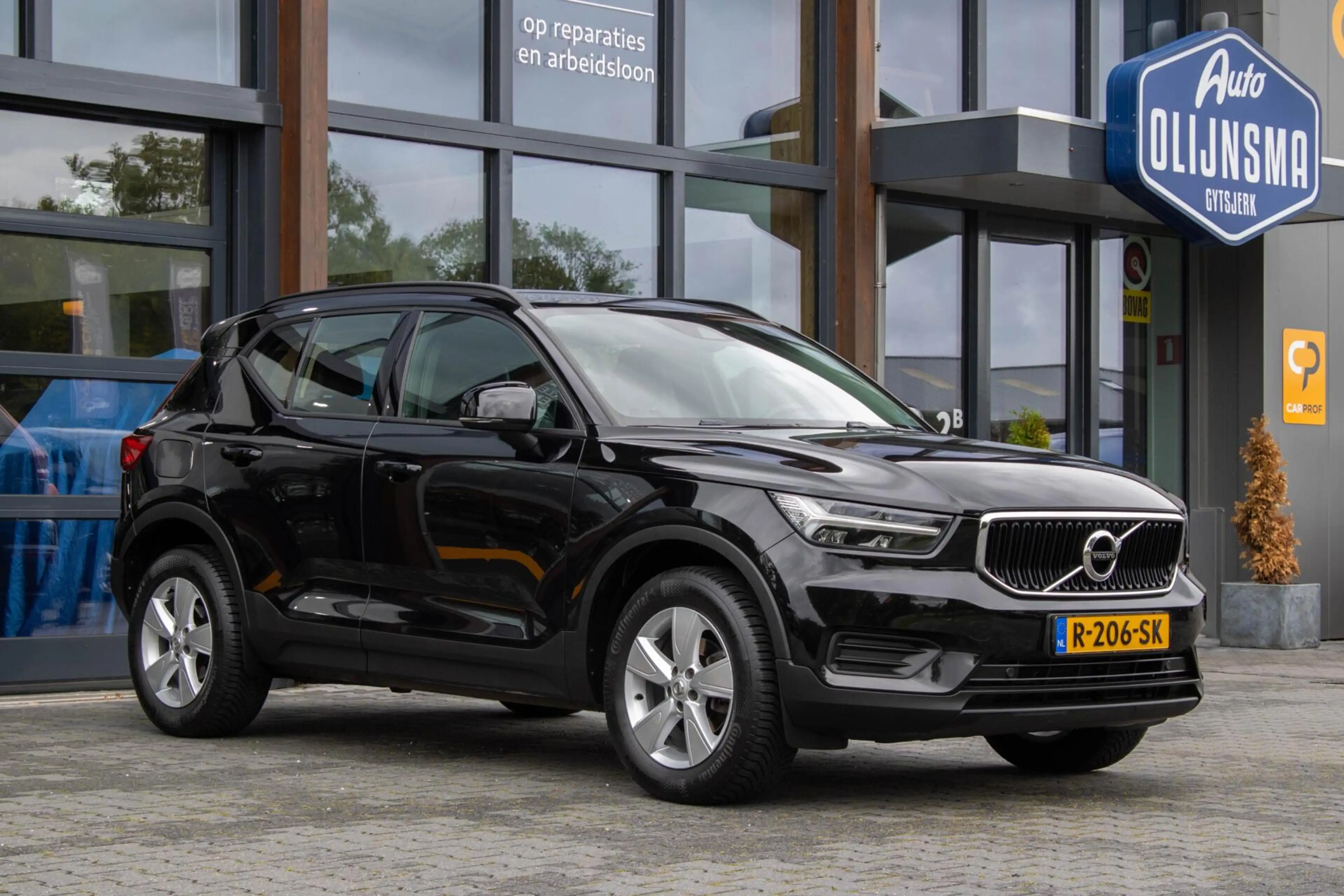 Volvo XC40 1.5 T3 Momentum|Stoelverwarming|Camera|Trekhaak|Le — photo 43