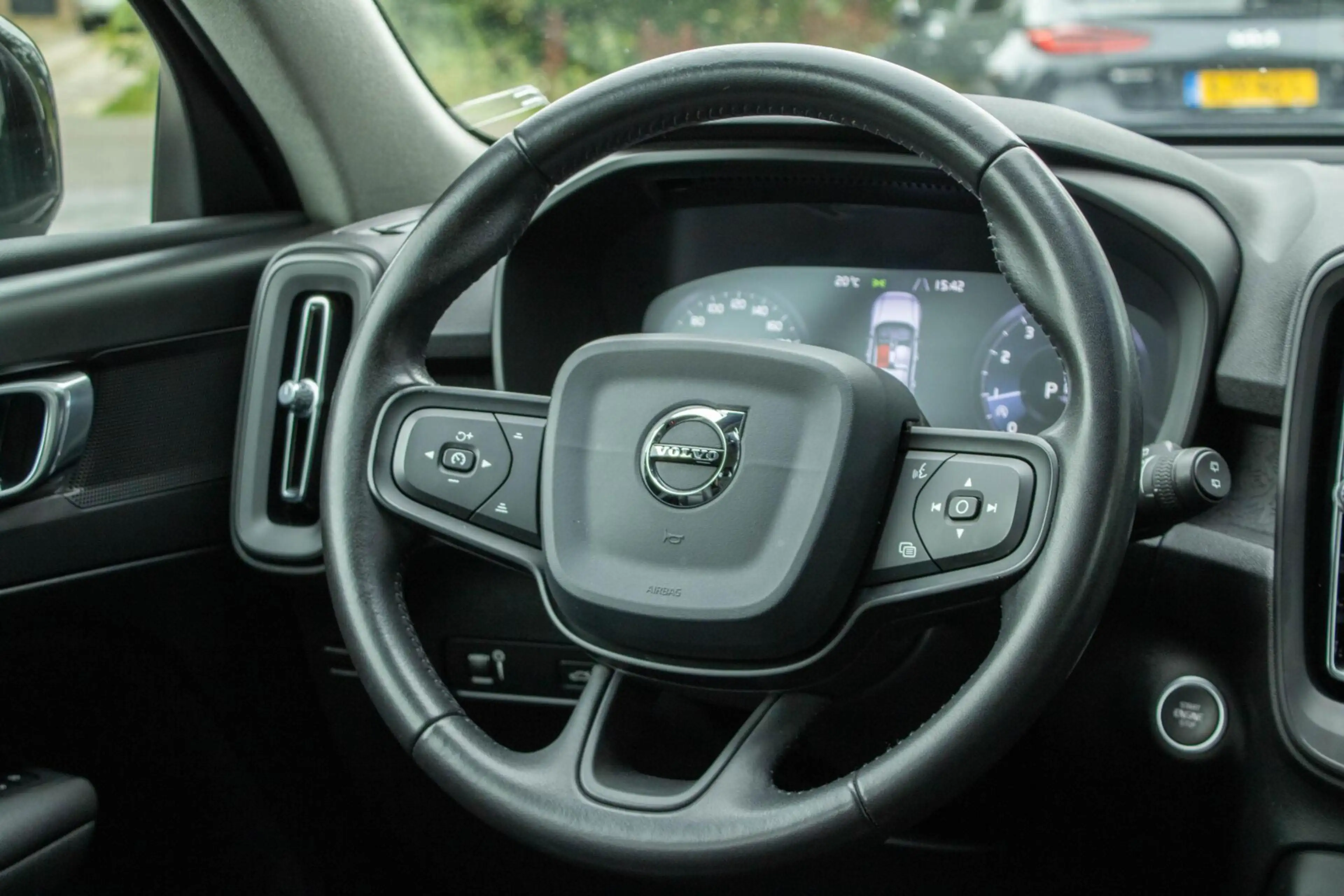 Volvo XC40 1.5 T3 Momentum|Stoelverwarming|Camera|Trekhaak|Le — photo 34