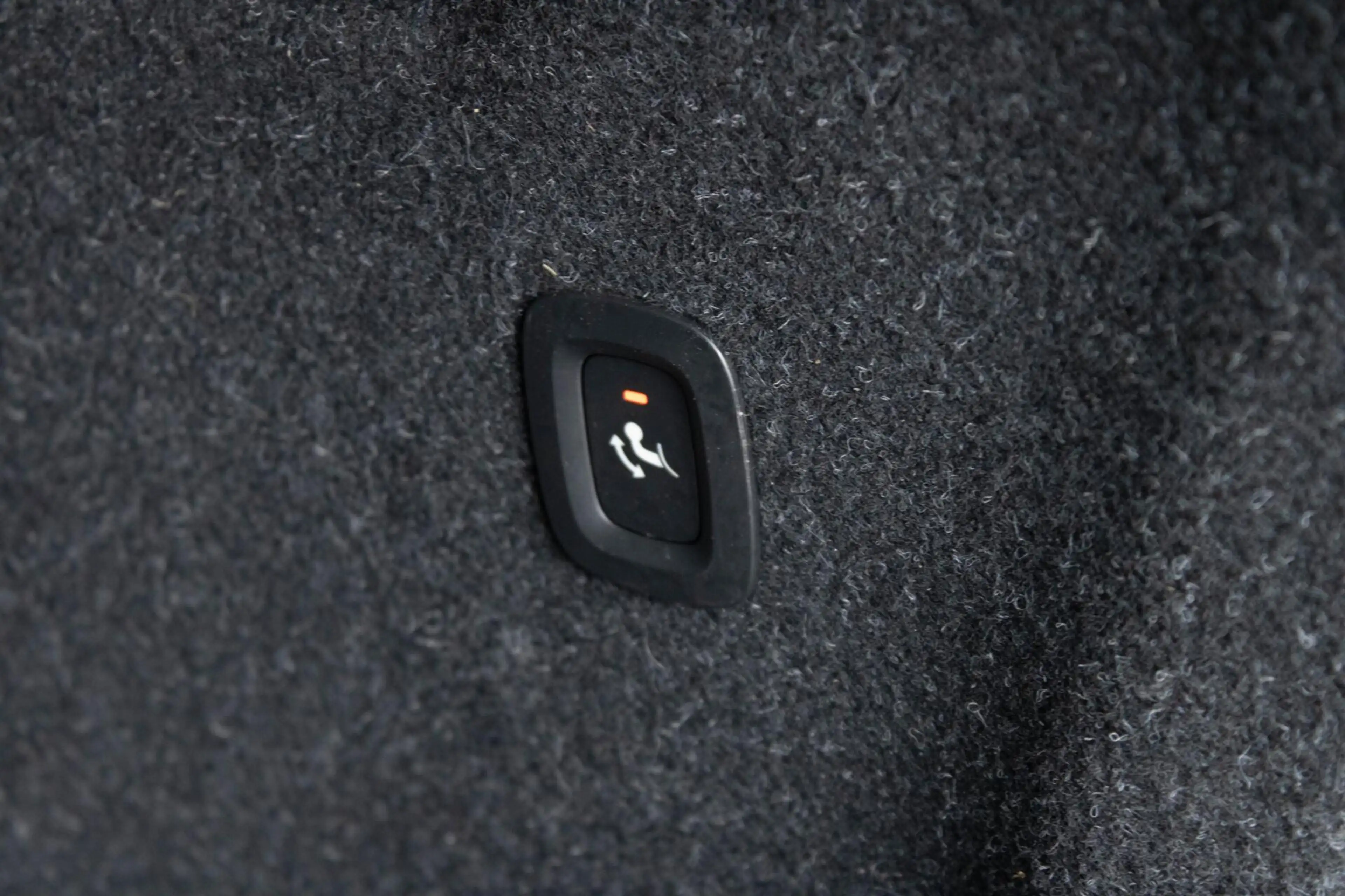 Volvo XC40 1.5 T3 Momentum|Stoelverwarming|Camera|Trekhaak|Le — photo 37