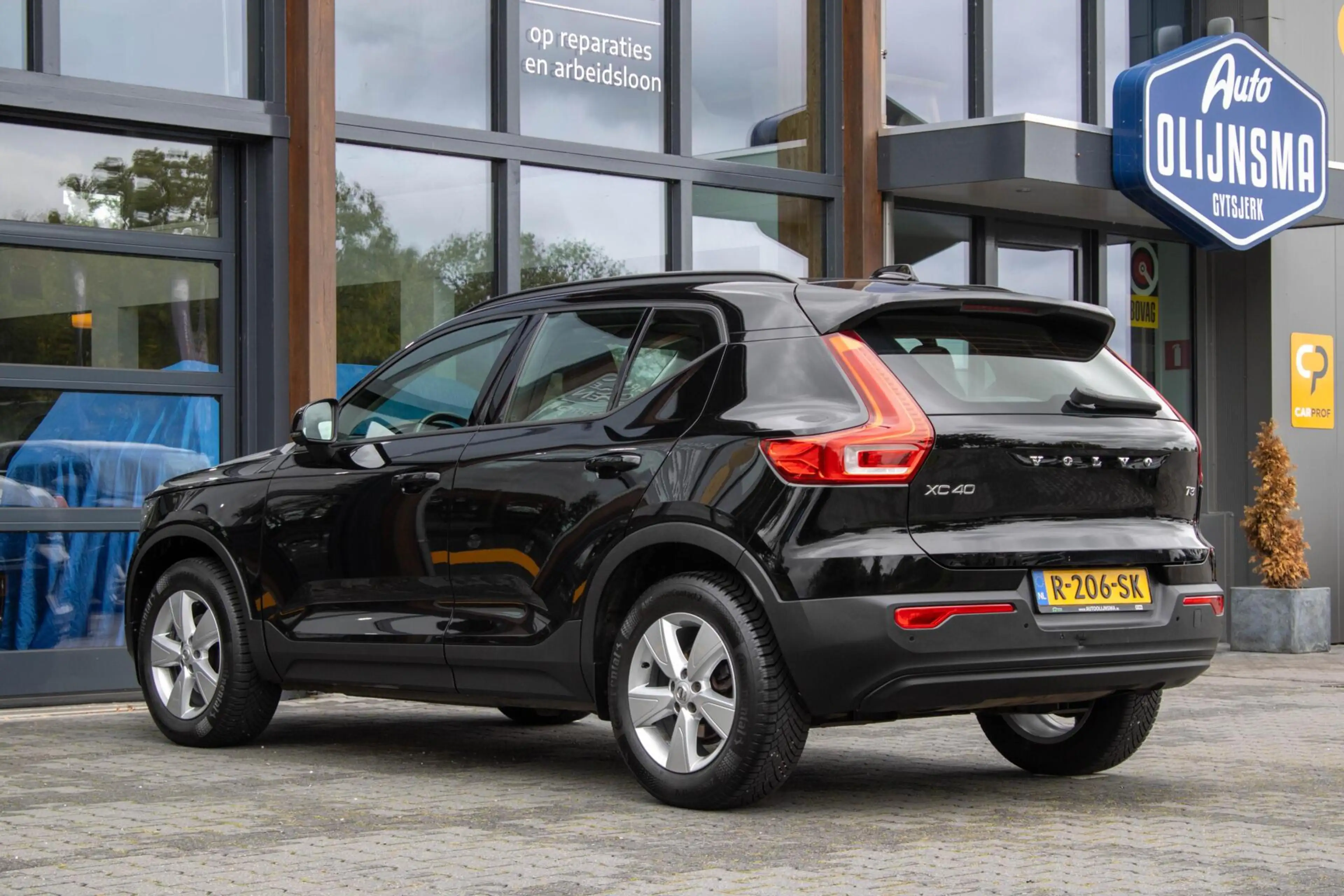 Volvo XC40 1.5 T3 Momentum|Stoelverwarming|Camera|Trekhaak|Le — photo 6