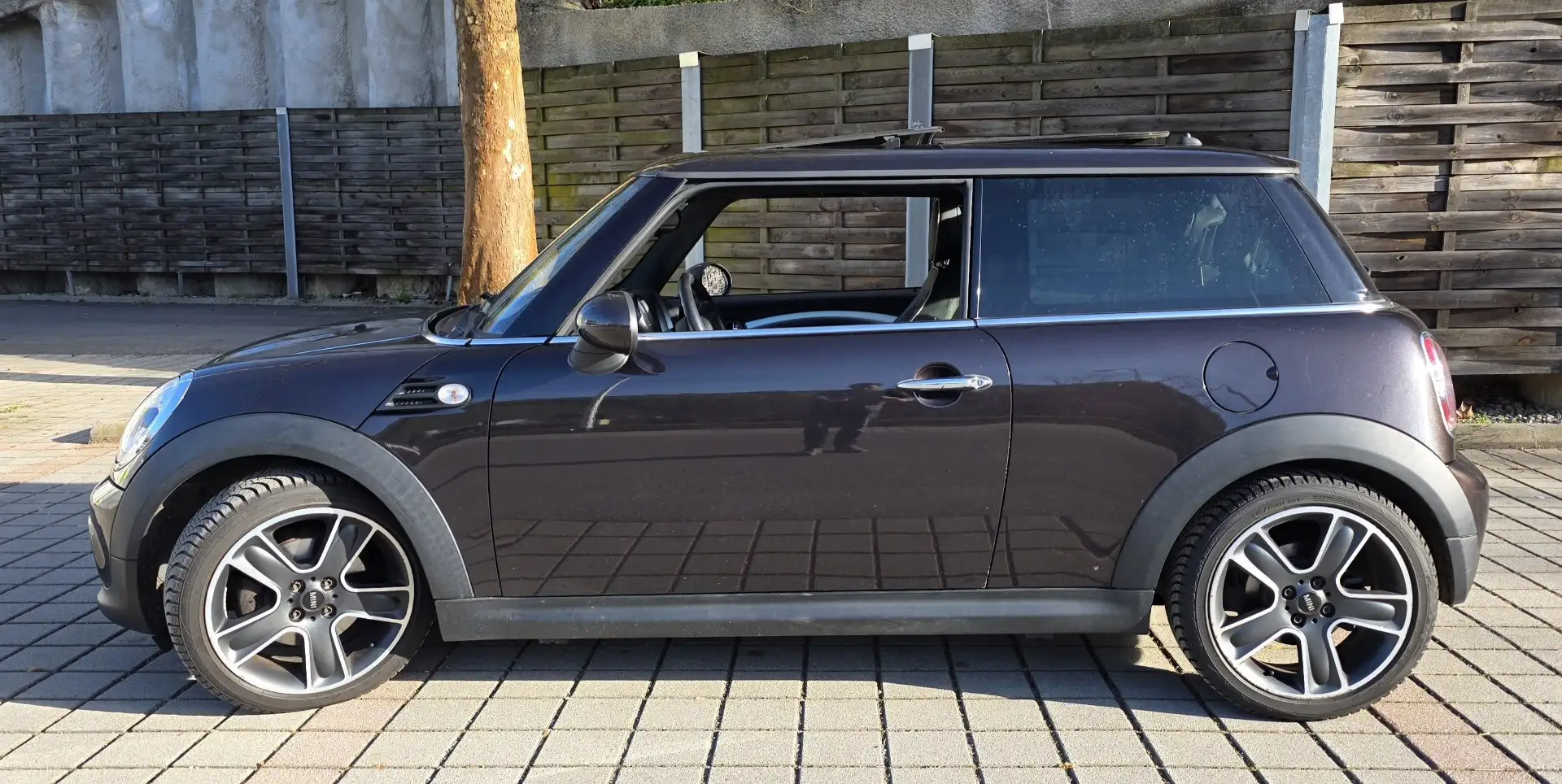 MINI One Automatik, Leder, Pickerl, Service, Reifen neu - 1