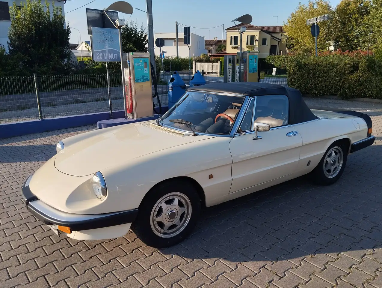 Alfa Romeo Spider 1.6, foto 2