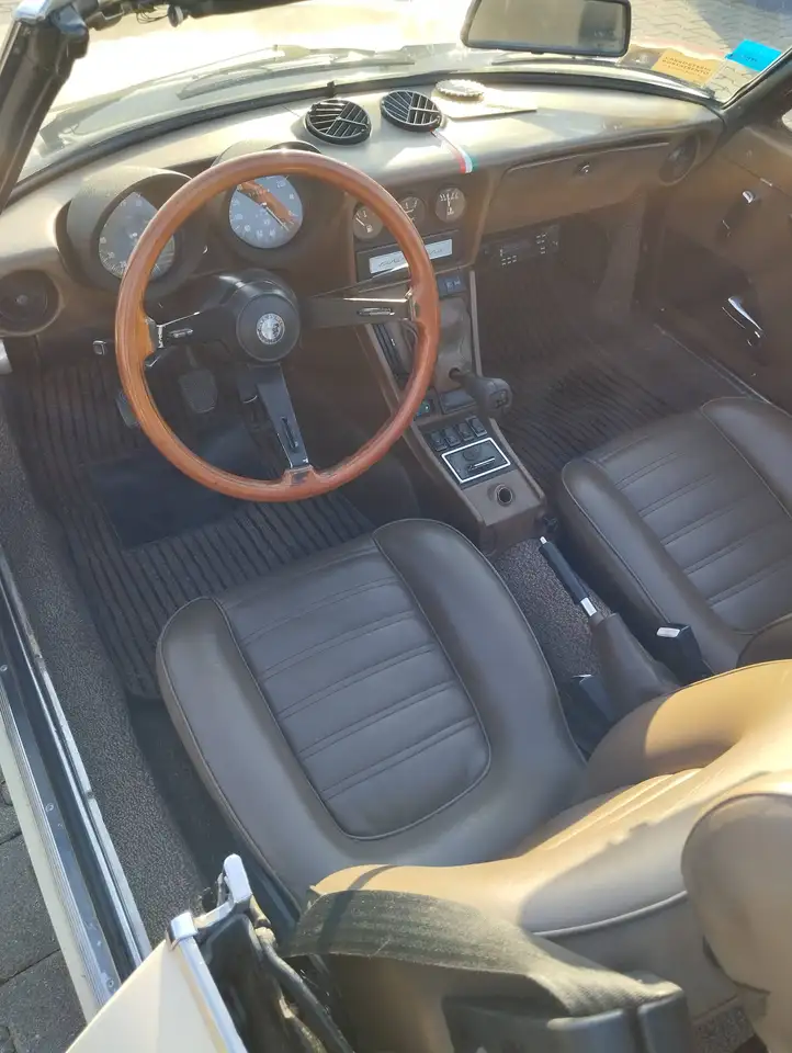 Alfa Romeo Spider 1.6, foto 5