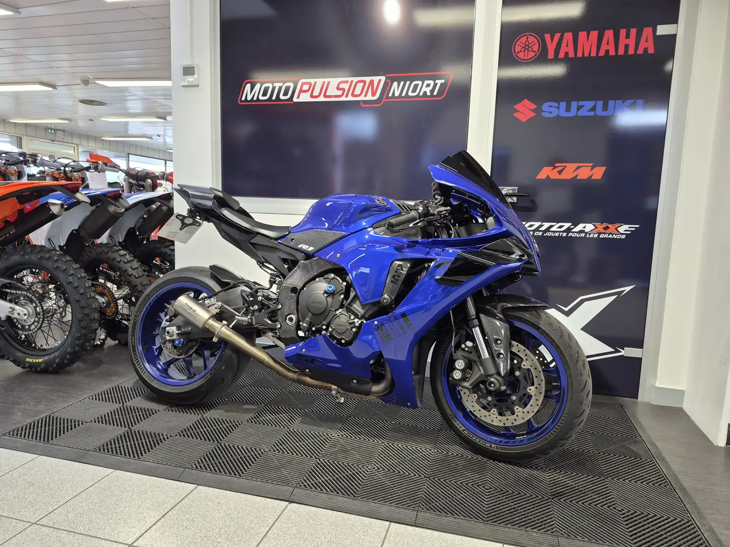 Yamaha YZF 1000 Azul - 1