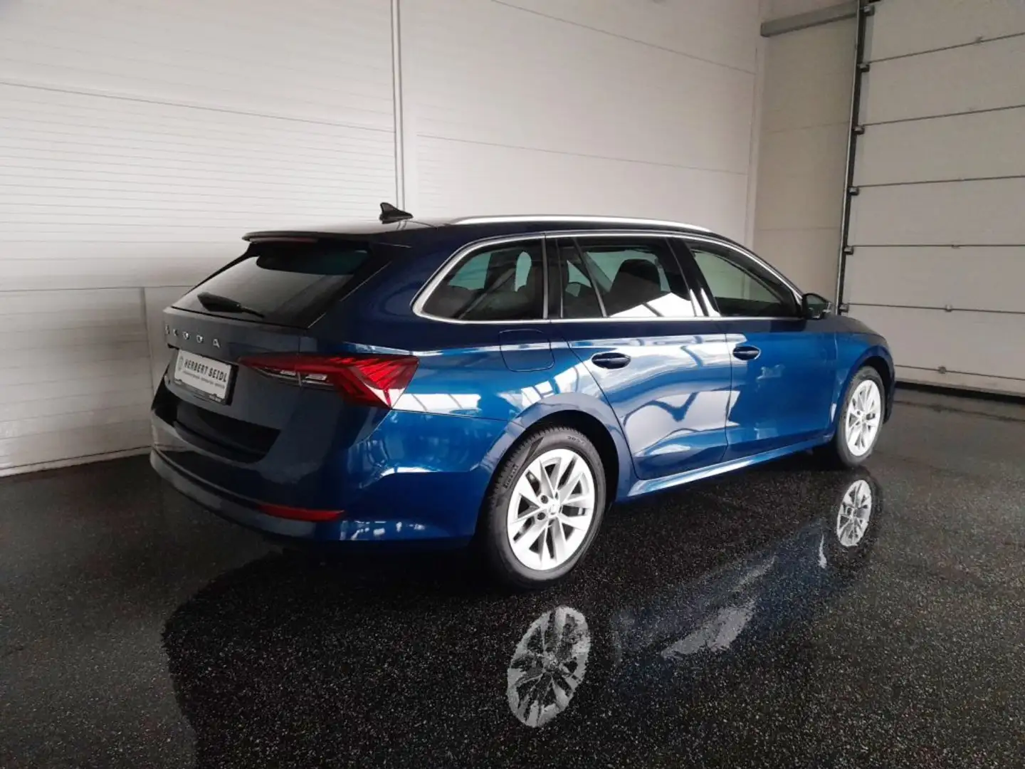 Skoda Octavia Combi STYLE 2,0 TDI DSG *LED & DYN BLINKER / VIRTUELL / HEAD-UP / NAVI / AHV / ACC / MEMORY SPORTSITZE* Blau - 2