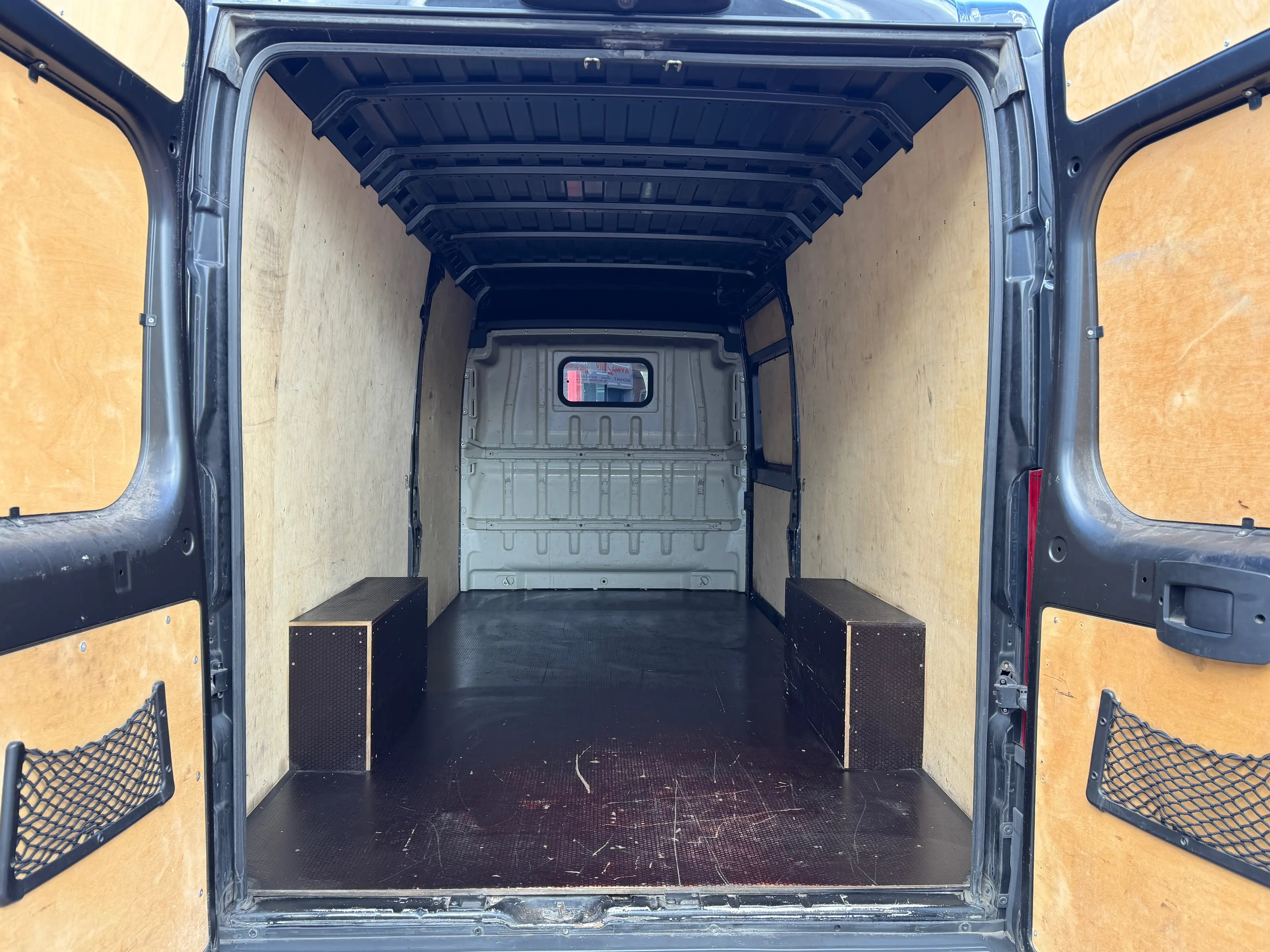 Citroen Jumper 2.0 BlueHDi L4 H2 / 3 PLACES / EURO 6B — photo 11
