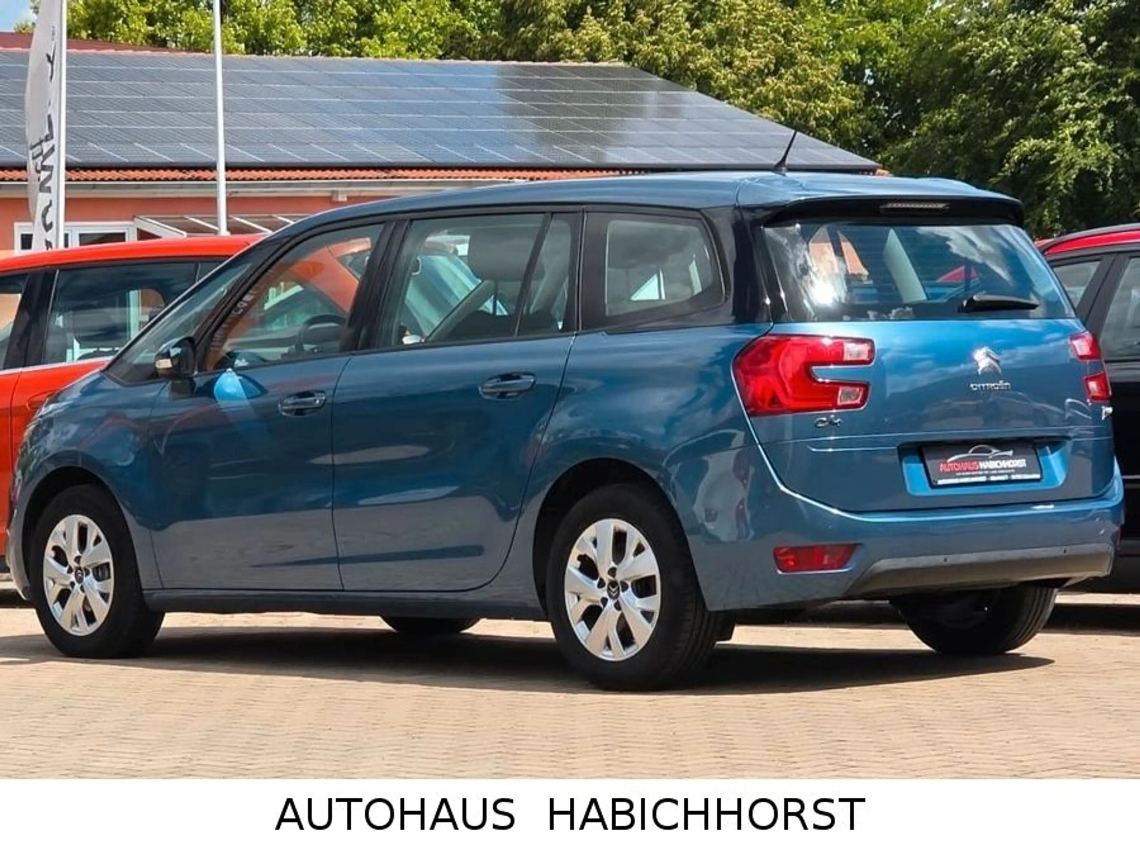 Citroen Grand C4 Picasso Grand C4 Grand Picasso e-HDi 115 Confort 7-Sitz — photo 2