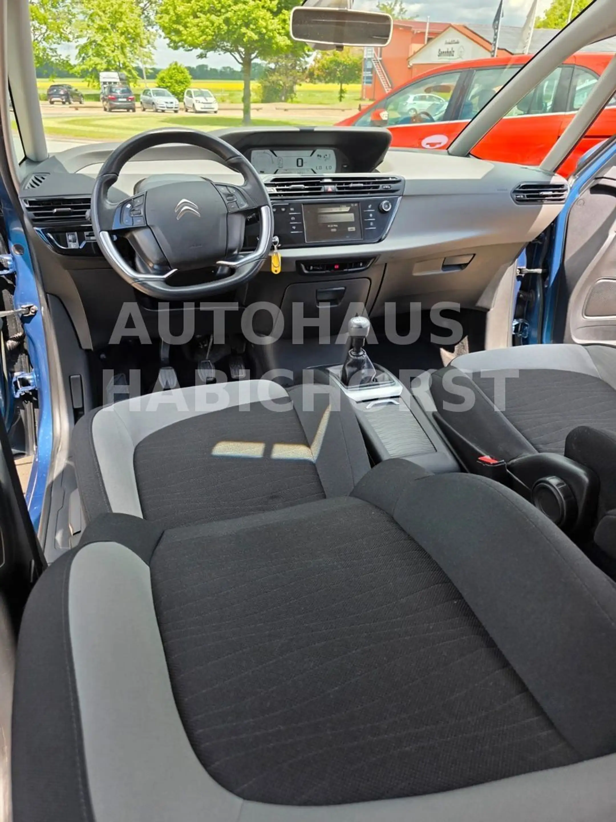 Citroen Grand C4 Picasso Grand C4 Grand Picasso e-HDi 115 Confort 7-Sitz — photo 15