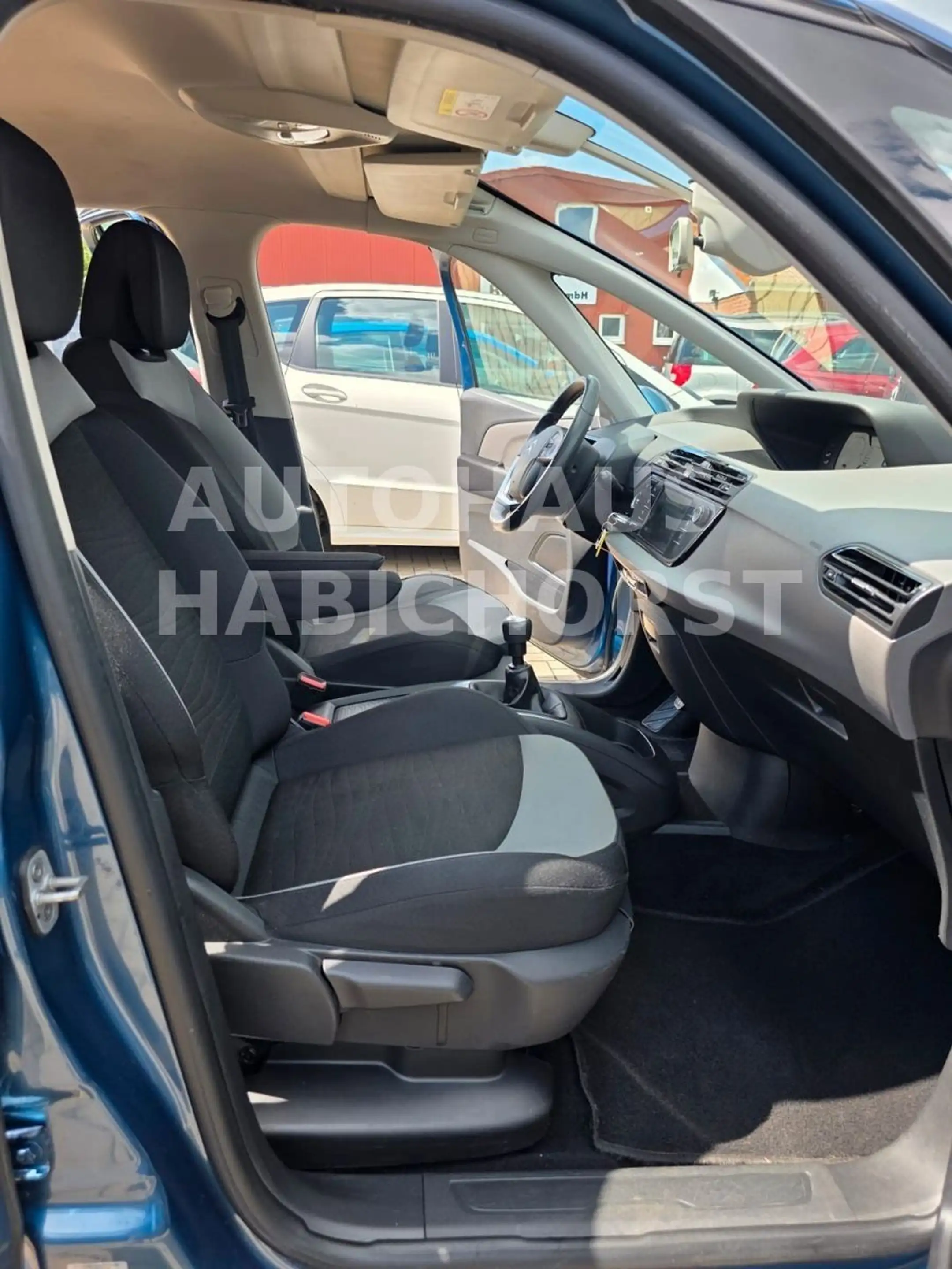 Citroen Grand C4 Picasso Grand C4 Grand Picasso e-HDi 115 Confort 7-Sitz — photo 10