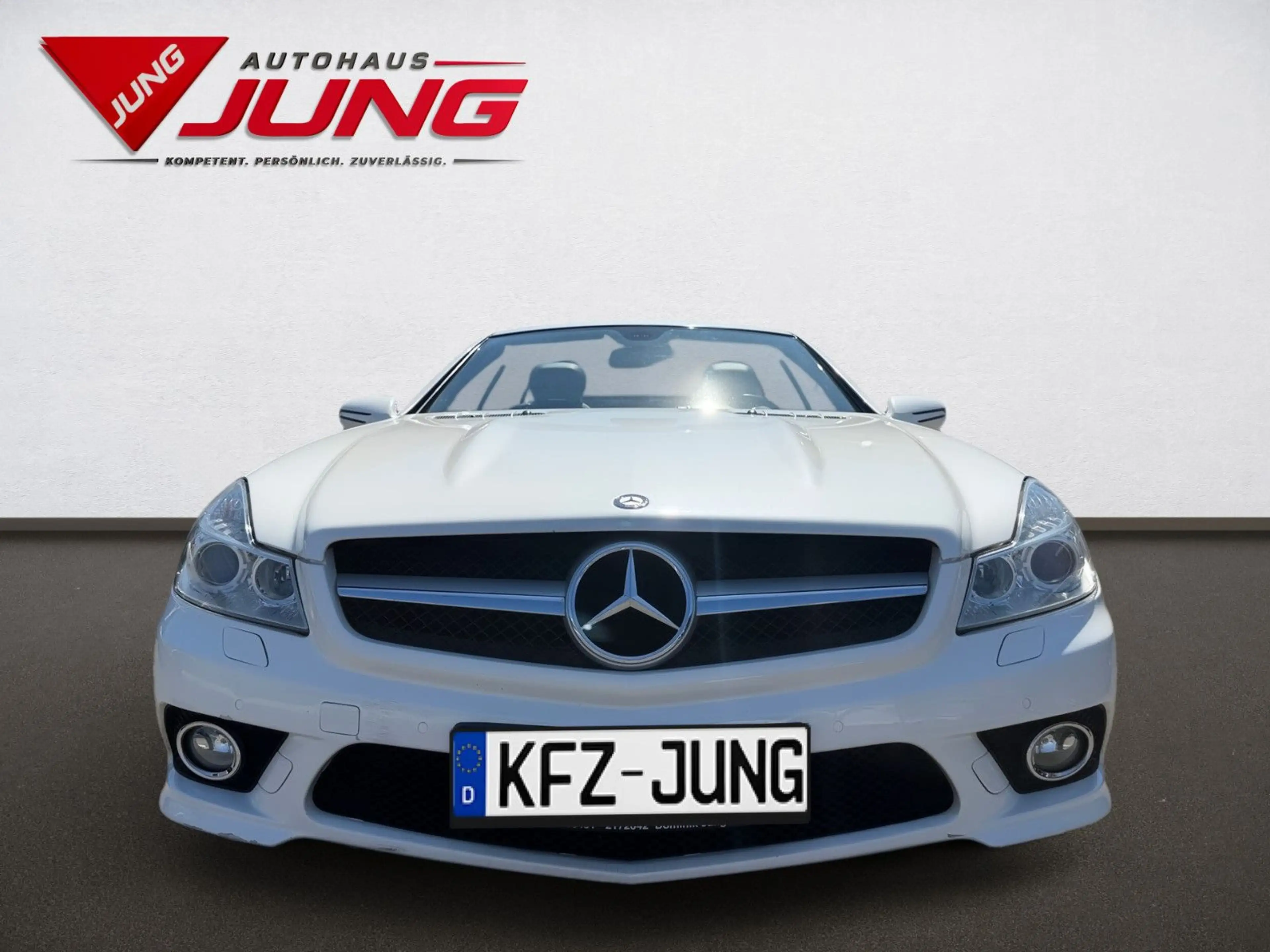 Mercedes-Benz SL 500 — photo 10
