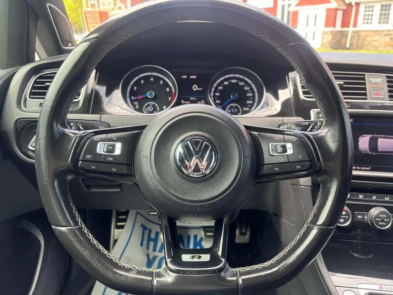 Volkswagen Golf R снимка Volkswagen Golf R