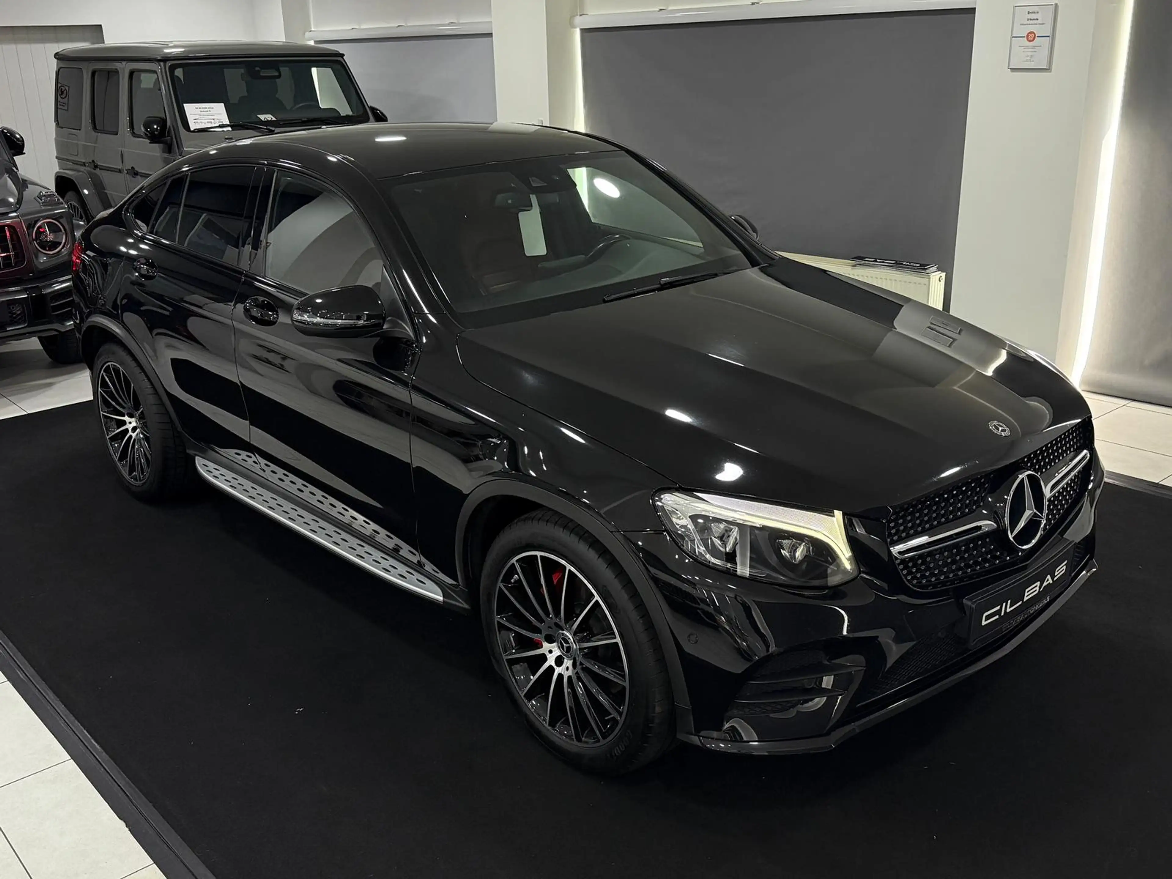 Mercedes-Benz GLC 250 4M 9G COUPE AMG-LINE*LEDER-BI-COLOR*LED* — photo 4